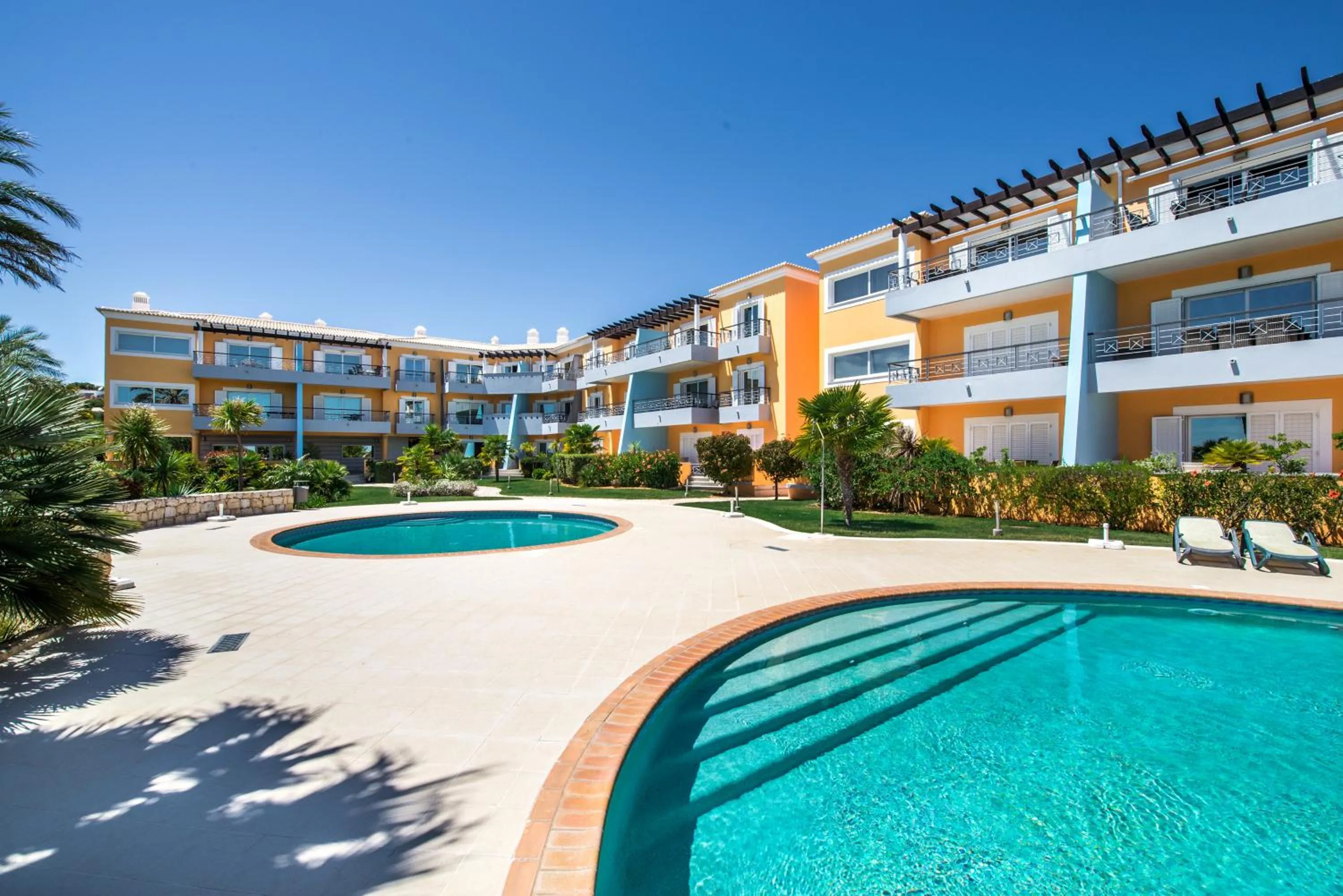 Swimming pool in Foz da Ria