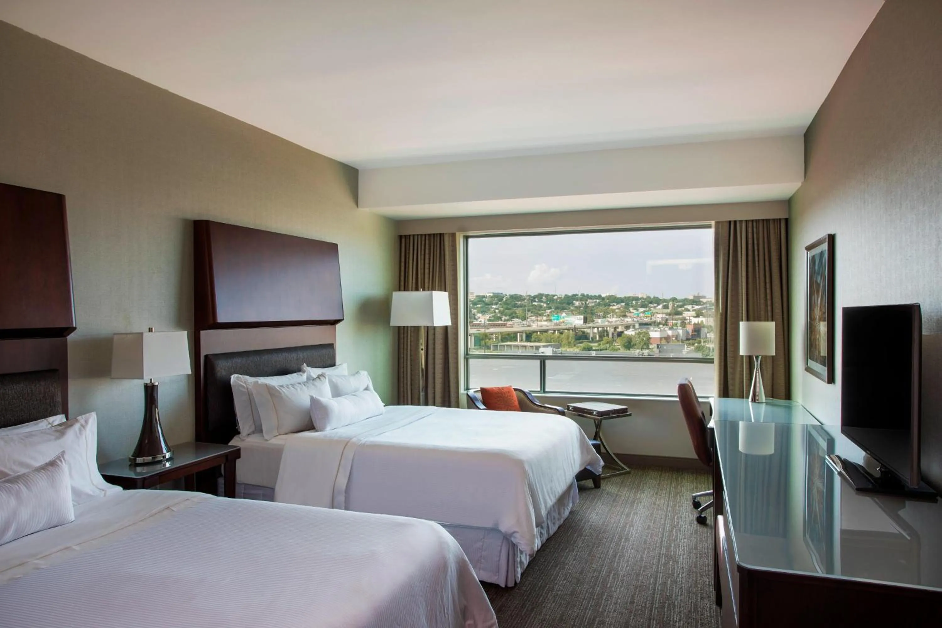 Photo of the whole room, Bed in The Westin Wilmington