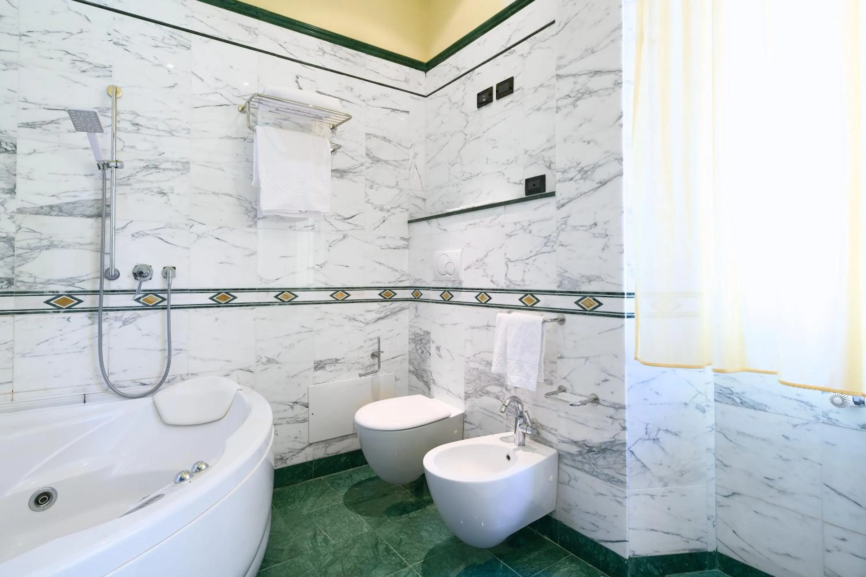 Bathroom in Grand Hotel Bellavista Palace & Golf