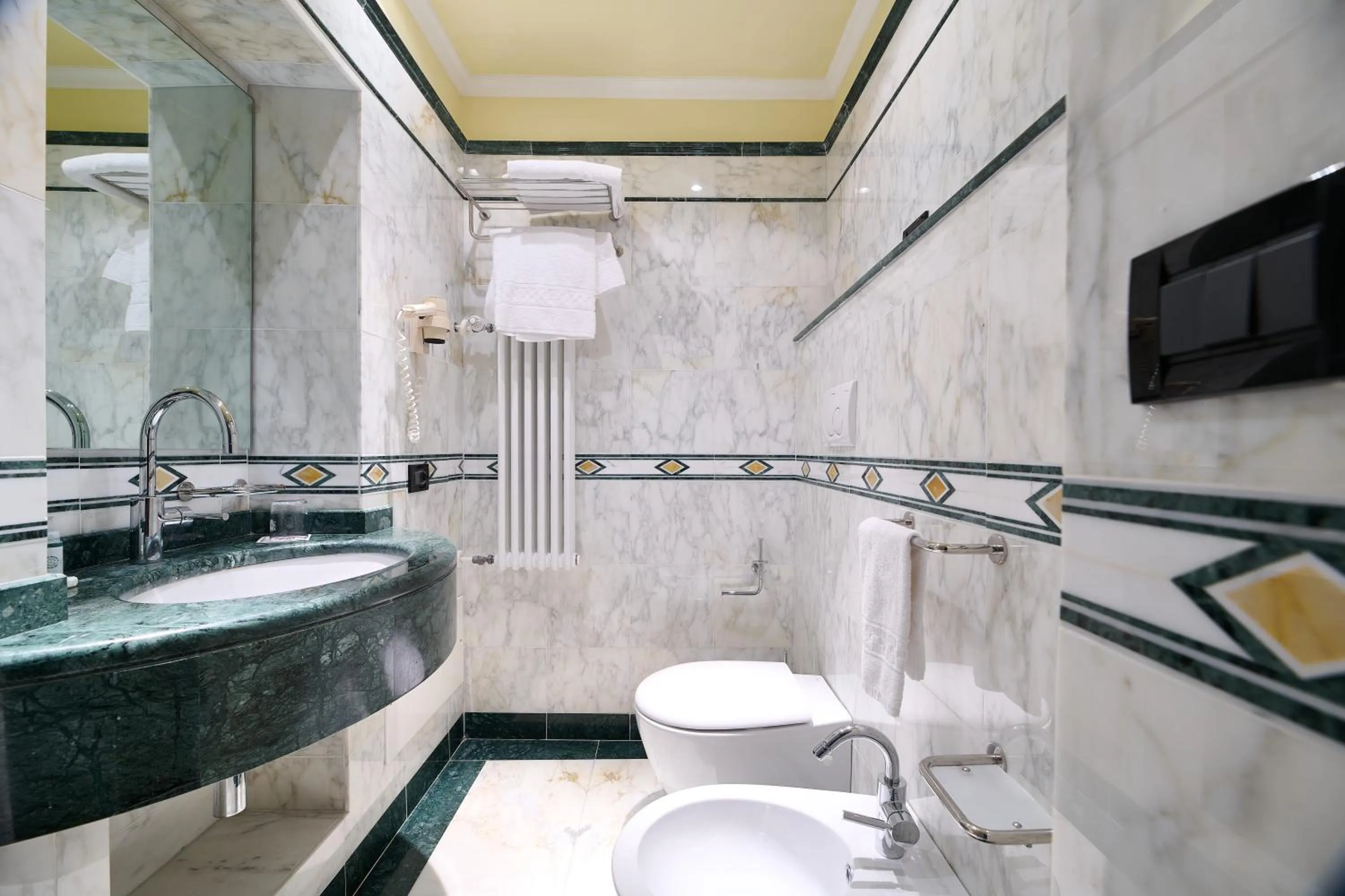 Bathroom in Grand Hotel Bellavista Palace & Golf