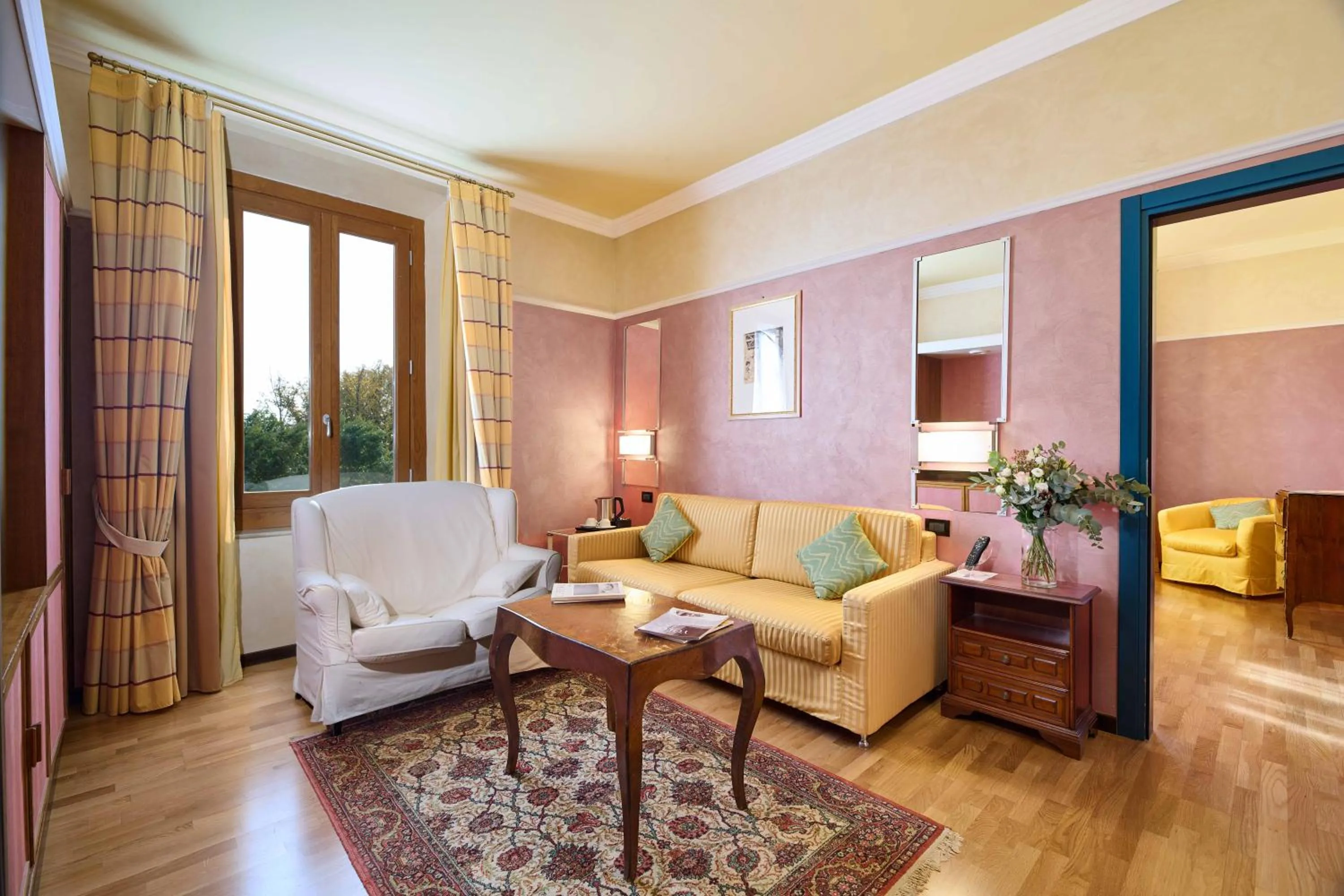 Living room in Grand Hotel Bellavista Palace & Golf