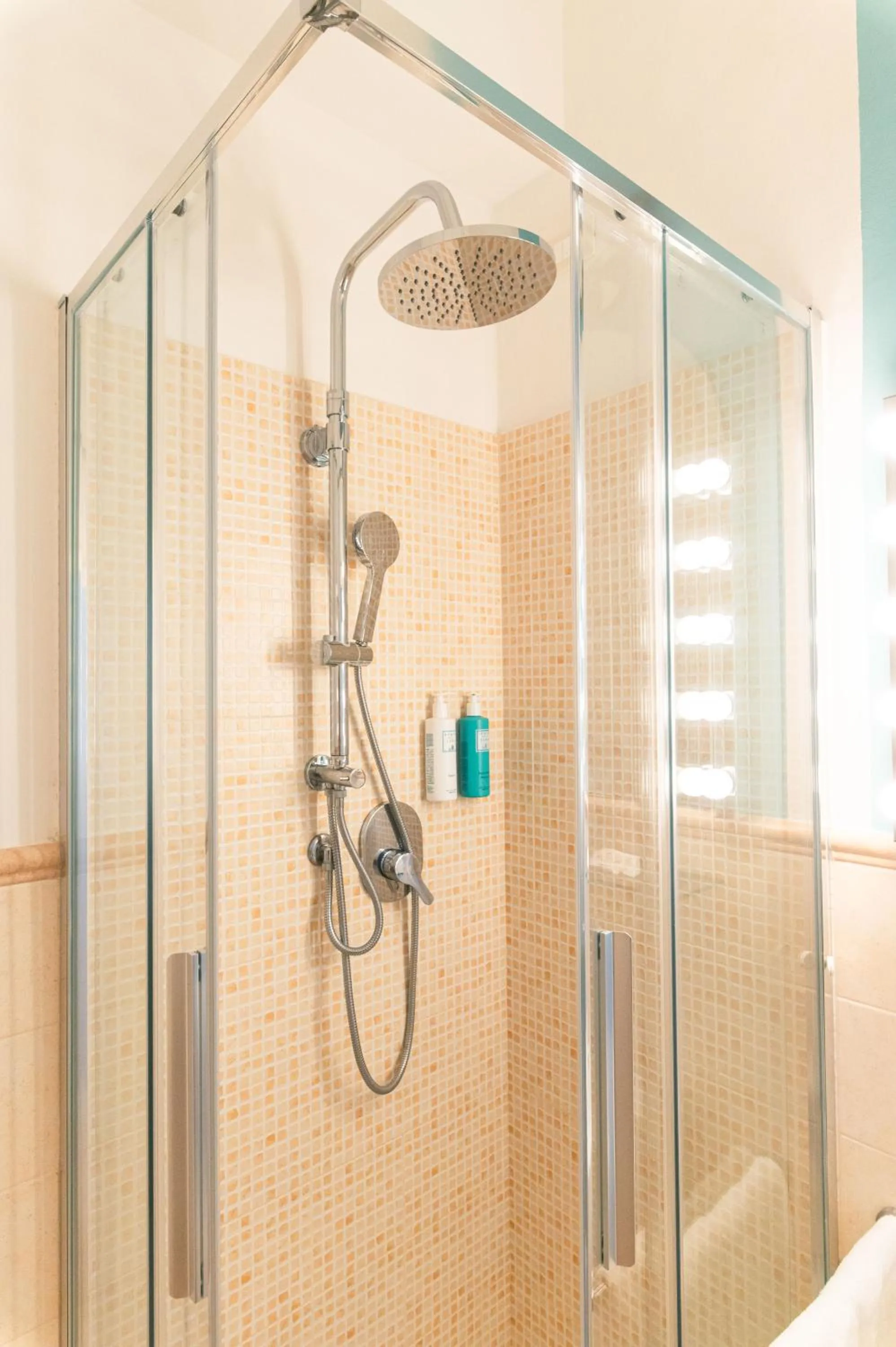 Bathroom in Hotel La Pineta Al Mare