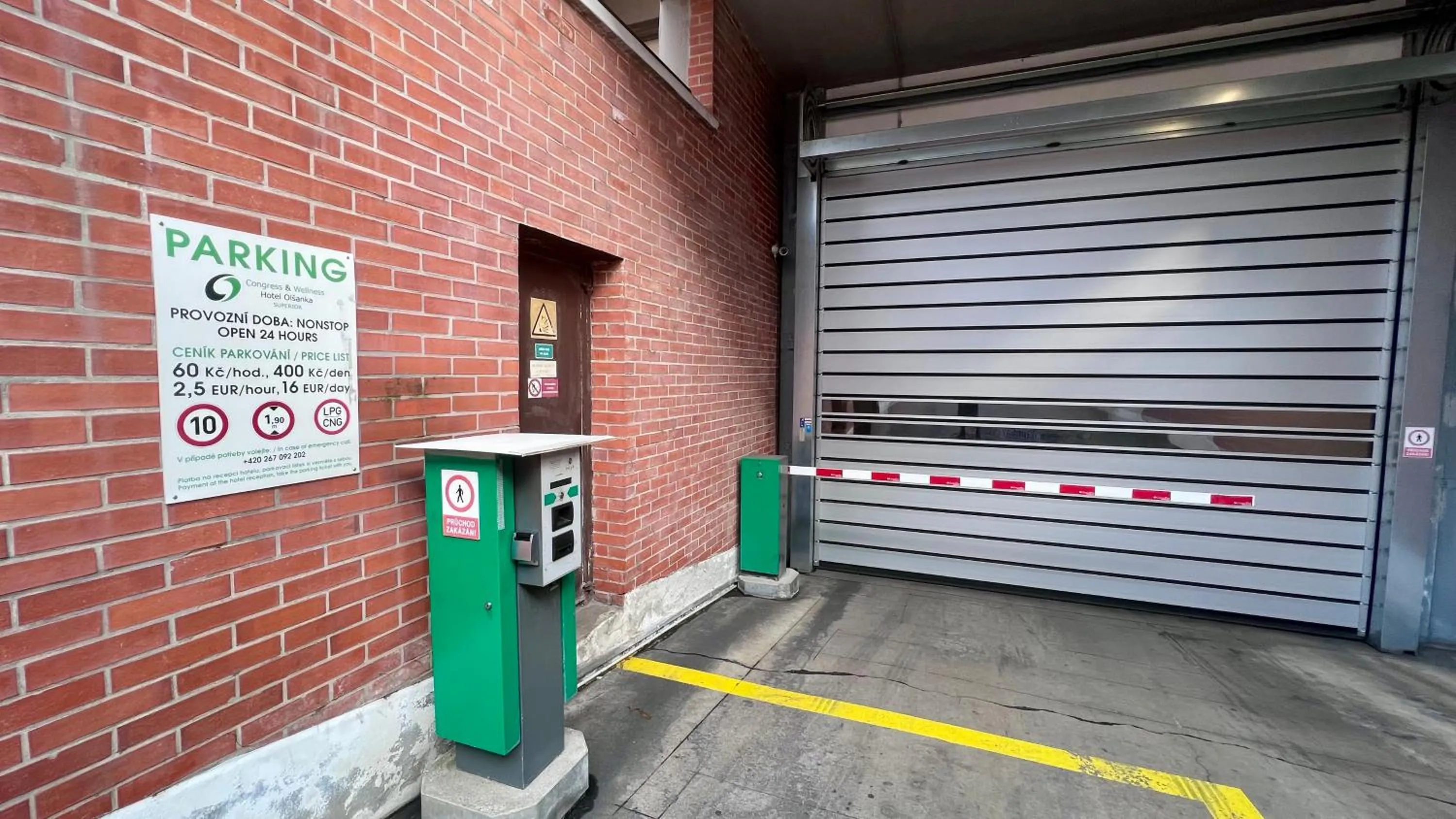 Parking in Ground Floor Apartment