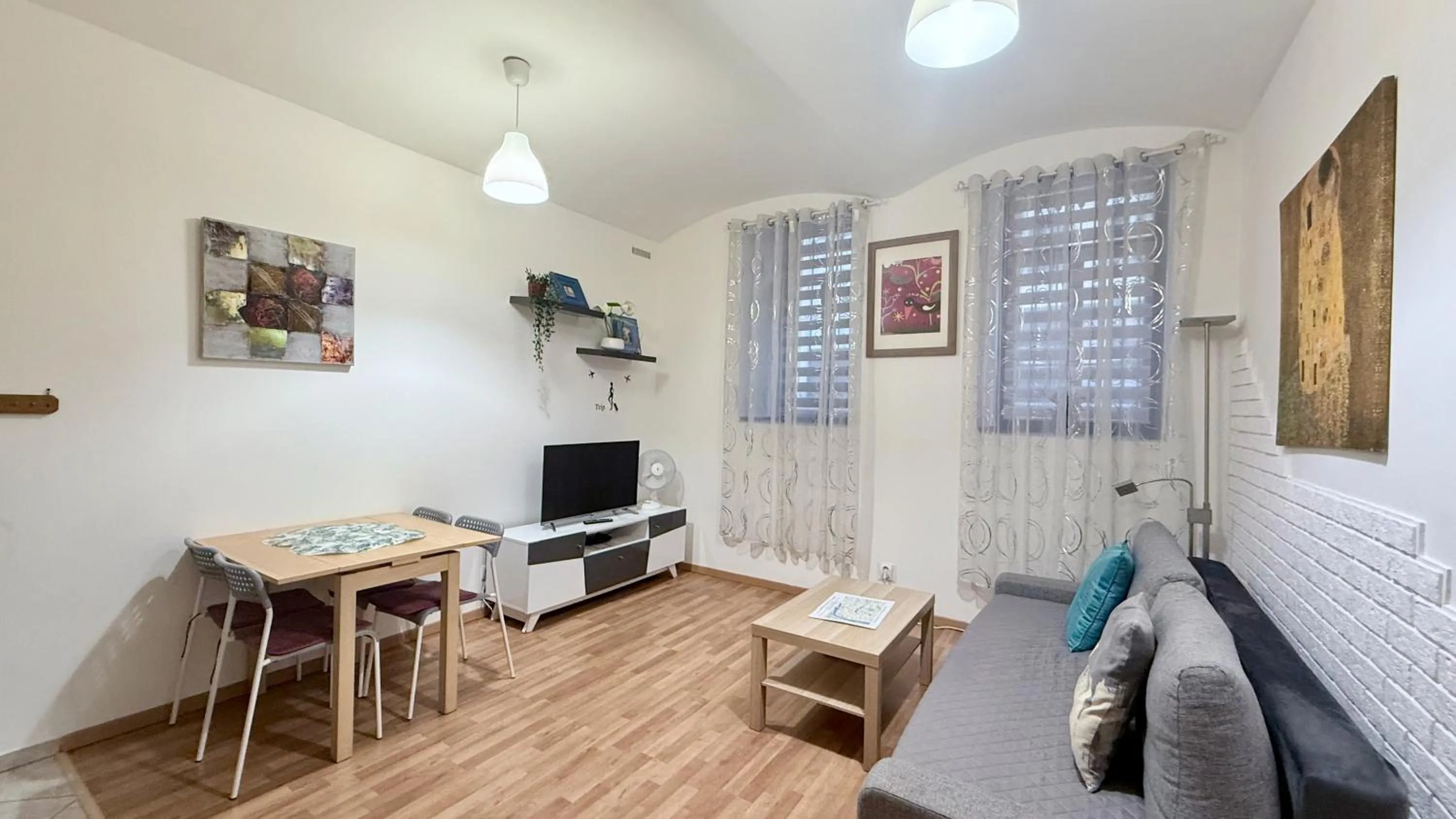 TV and multimedia in Ground Floor Apartment