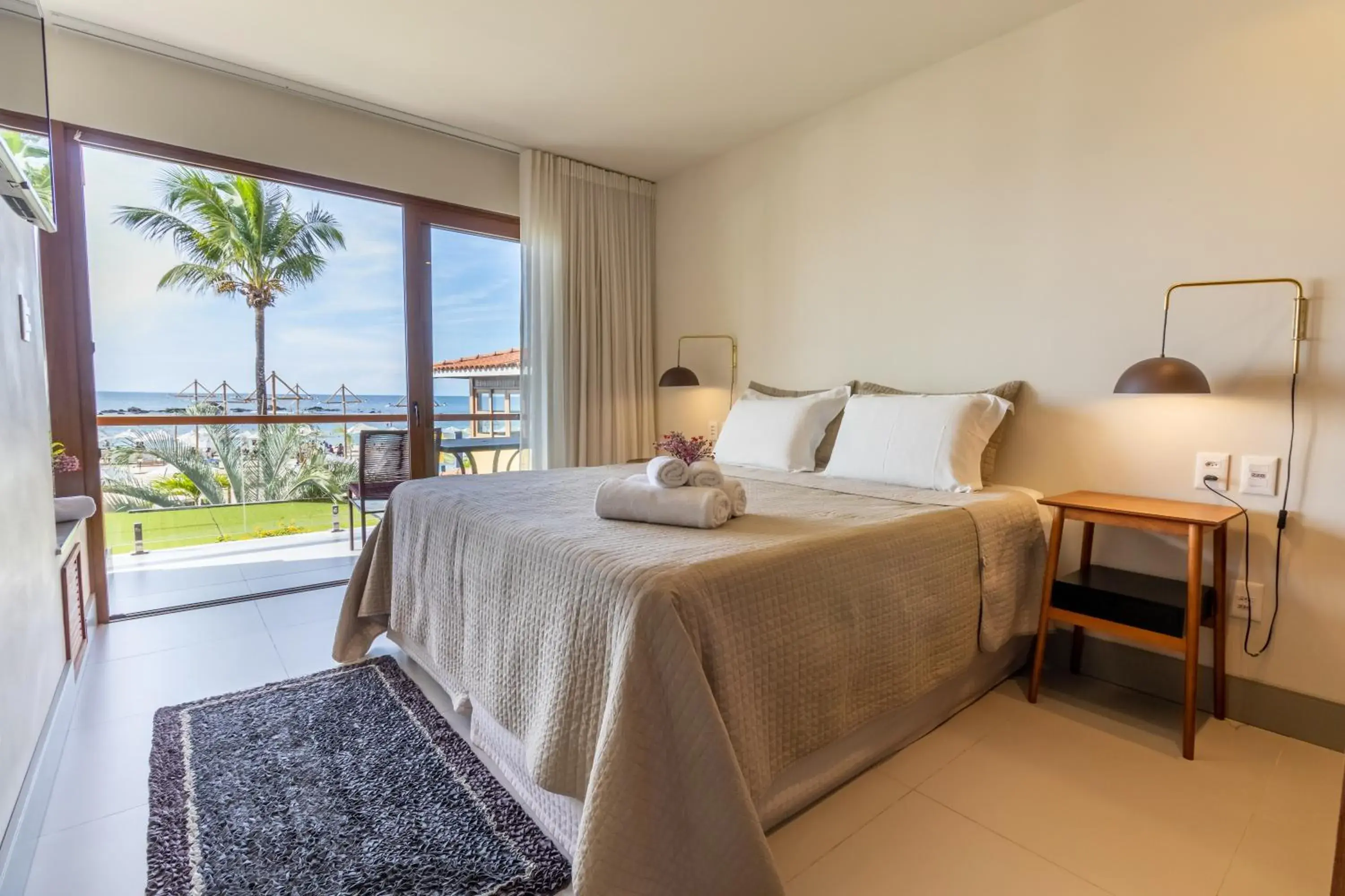 Deluxe Master Room with Sea View and Bathtub in Club do Balanço Pousada e Restaurante Deluxe Master Room with Sea View and Bathtub in Club do Balanço Pousada e Restaurante