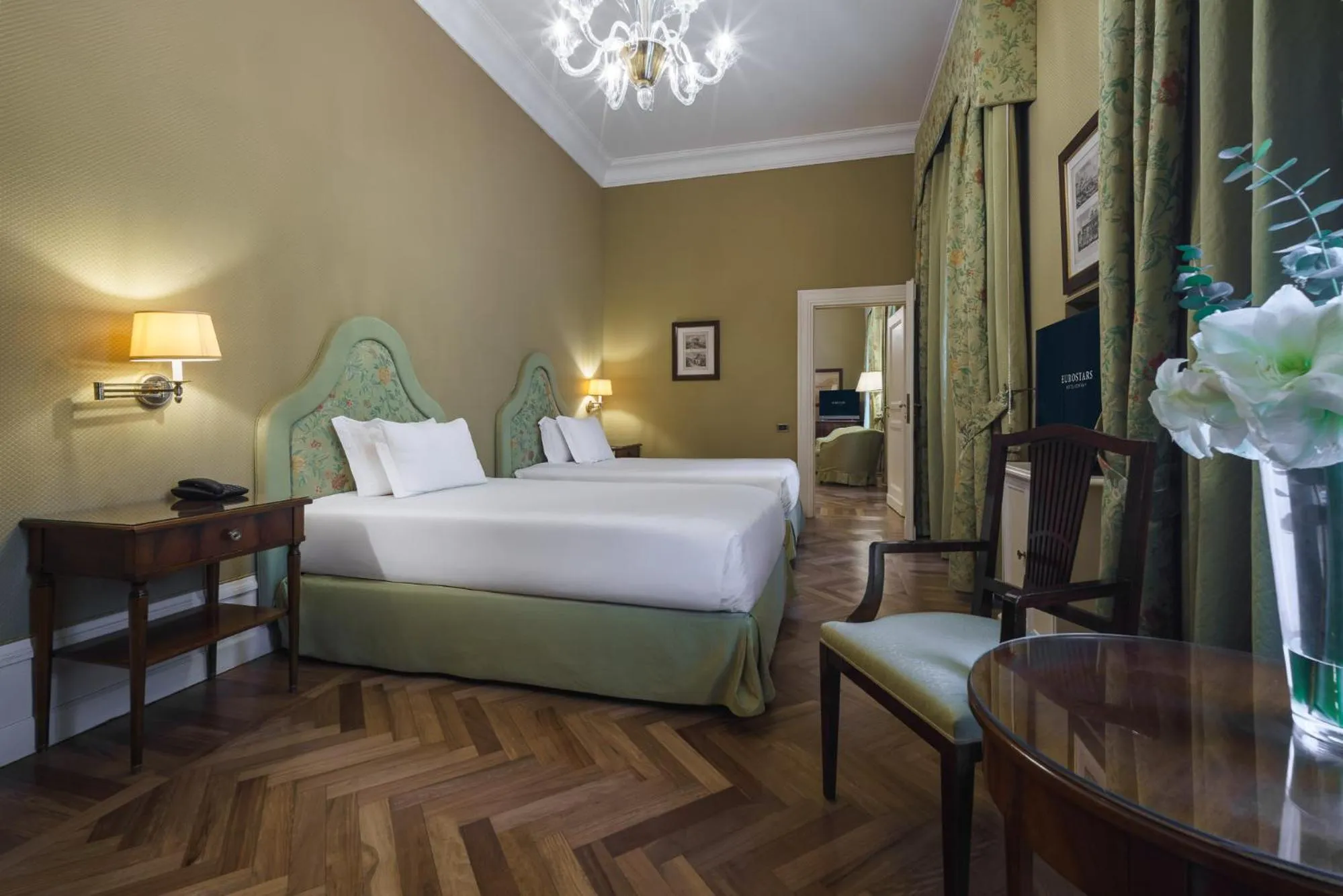 Photo of the whole room, Bed in Eurostars Hotel Excelsior