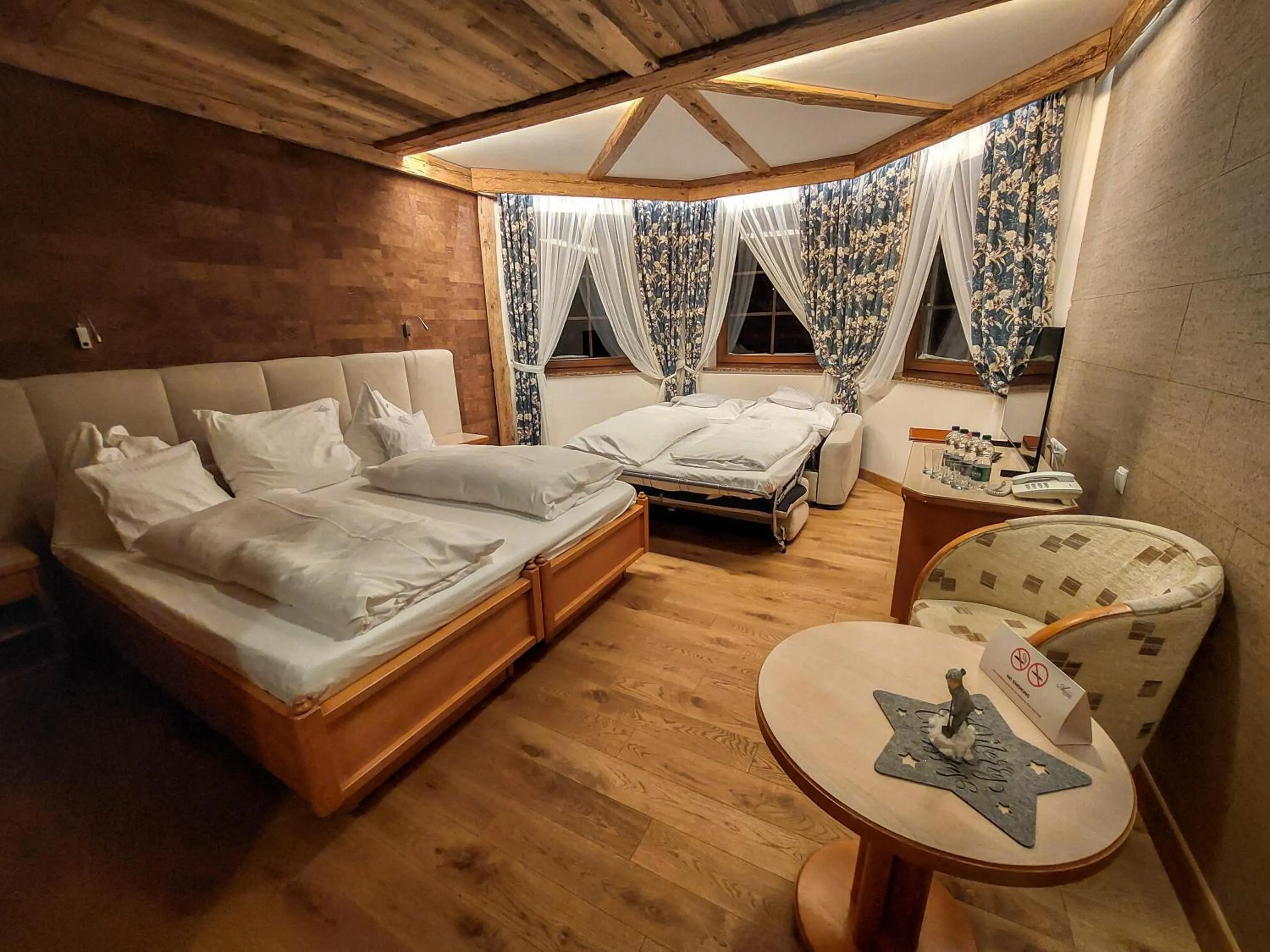 Bed in Alpejski Boutique Hotel