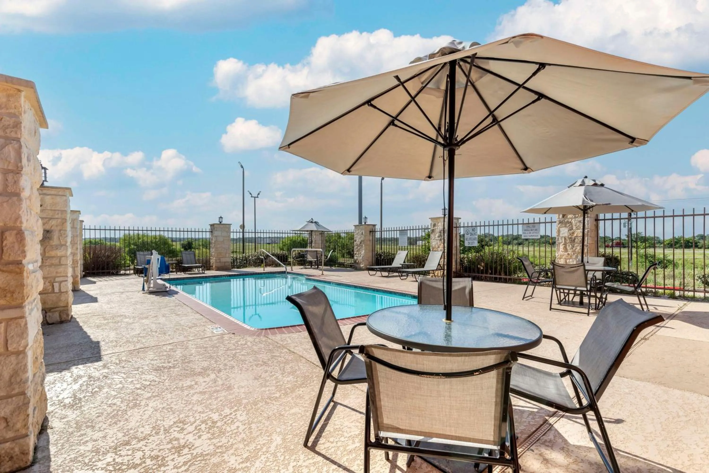 Pool view in Best Western Plus Longhorn Inn & Suites