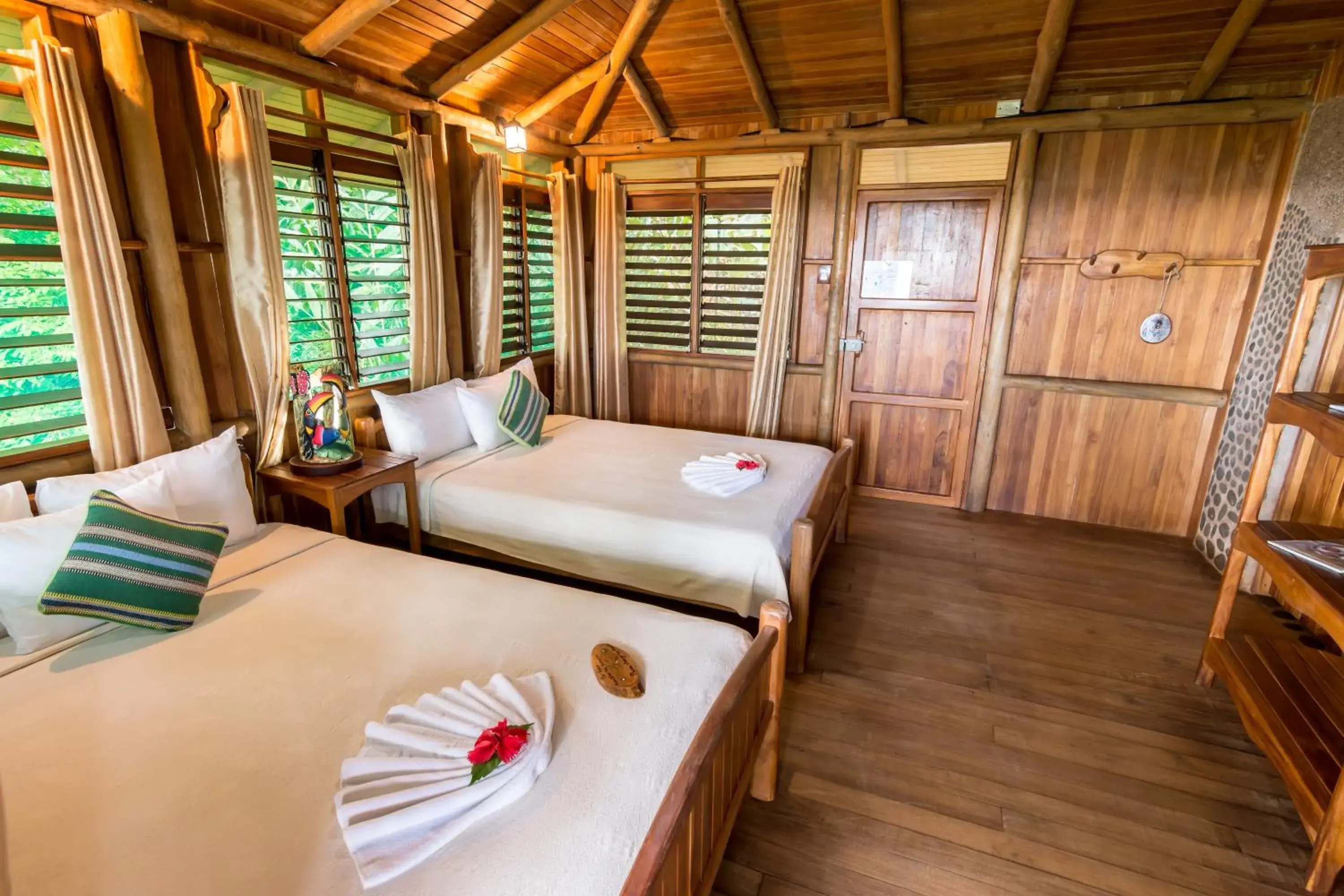 Quadruple Room with Sea View in La Cusinga Lodge Quadruple Room with Sea View in La Cusinga Lodge