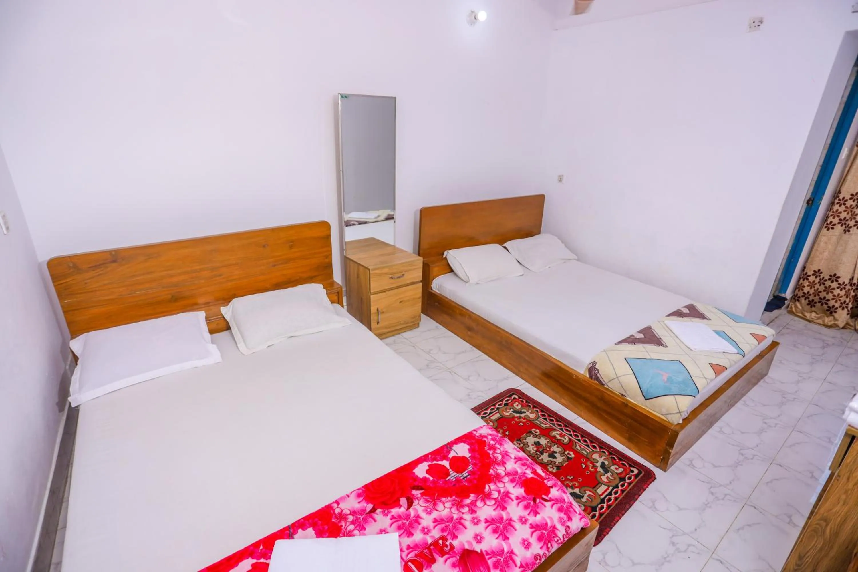 Photo of the whole room, Bed in Hotel City International Green Road