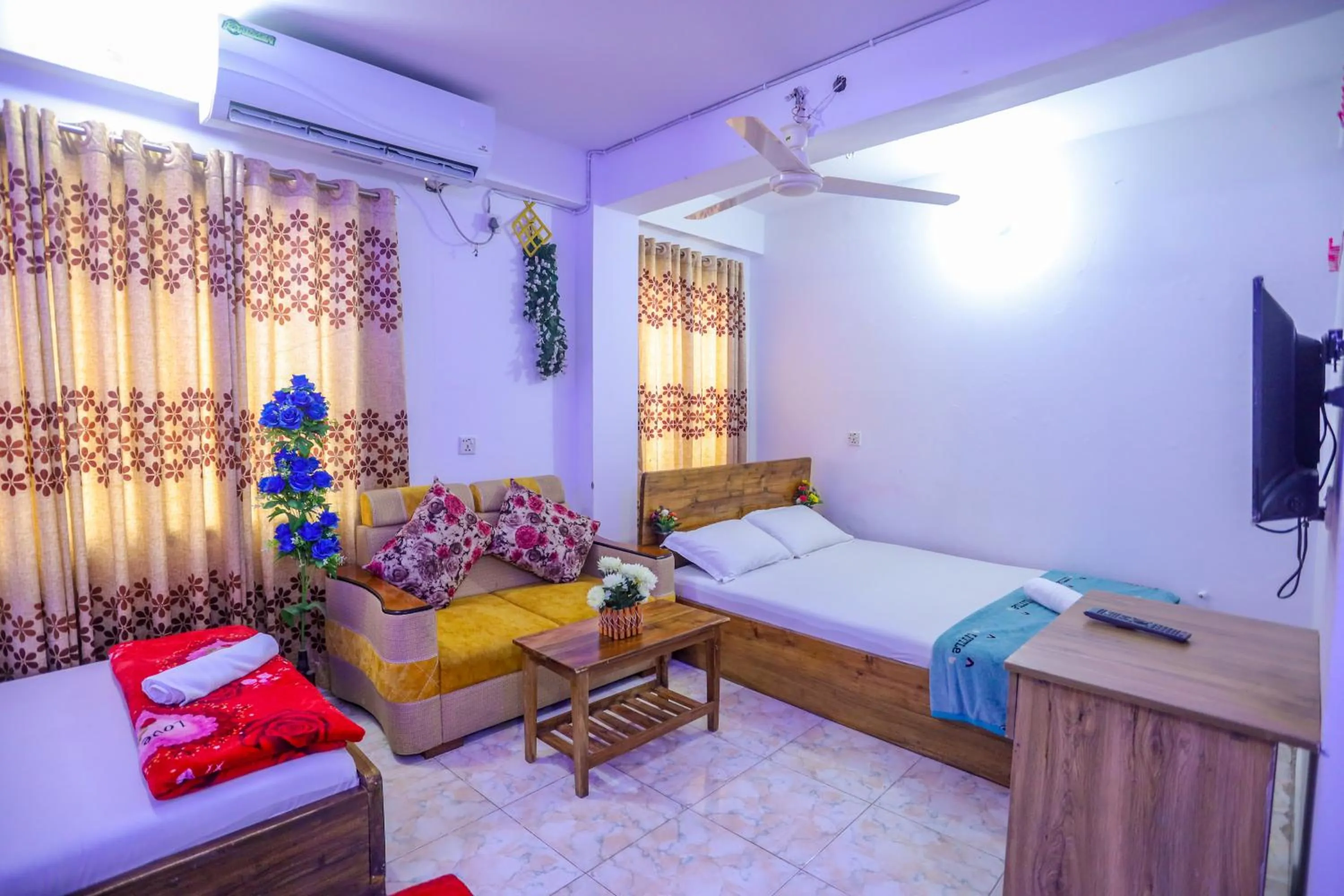 TV and multimedia, Bed in Hotel City International Green Road