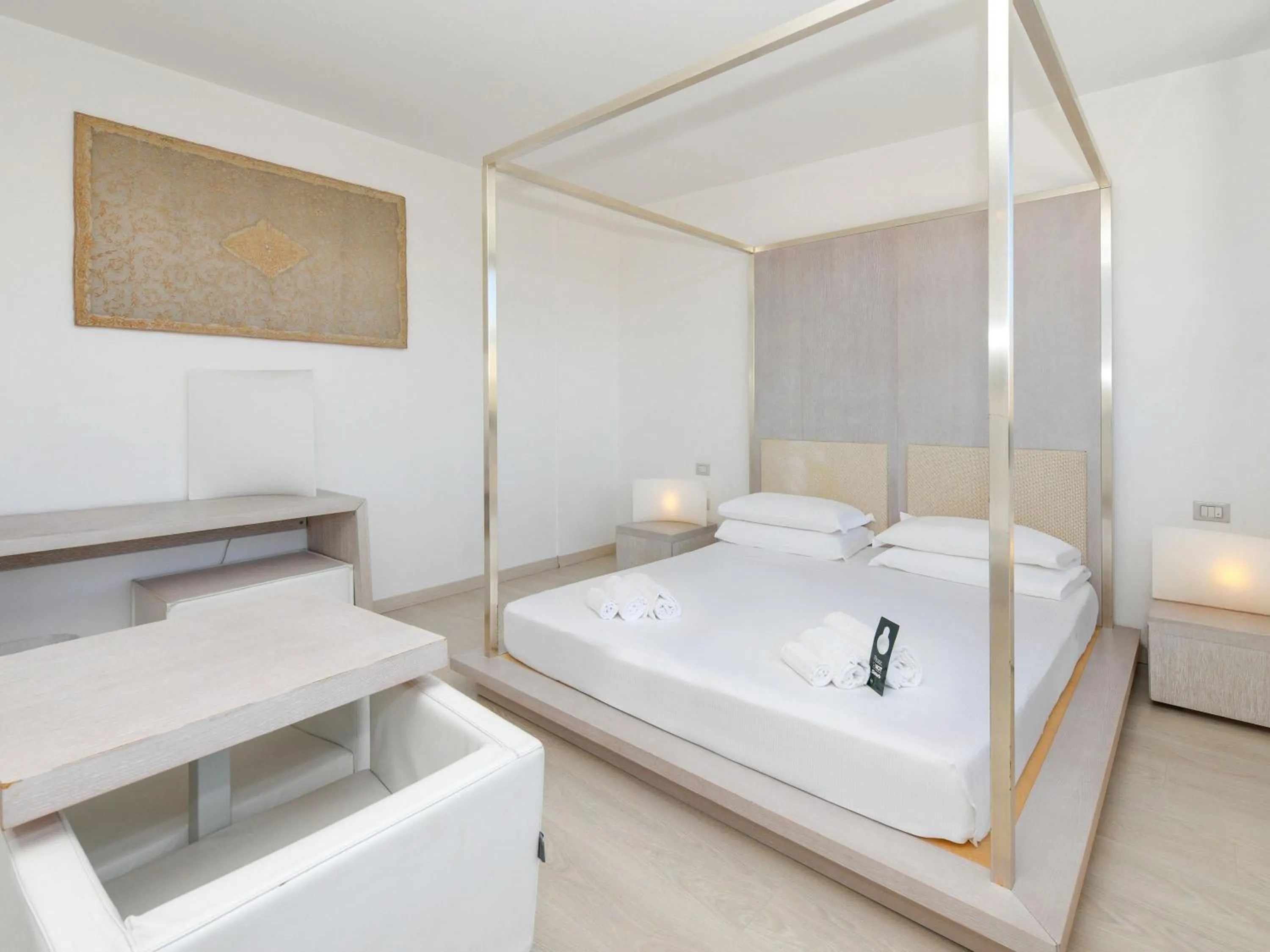 Bathroom, Bed in B&B HOTEL Padova Methis