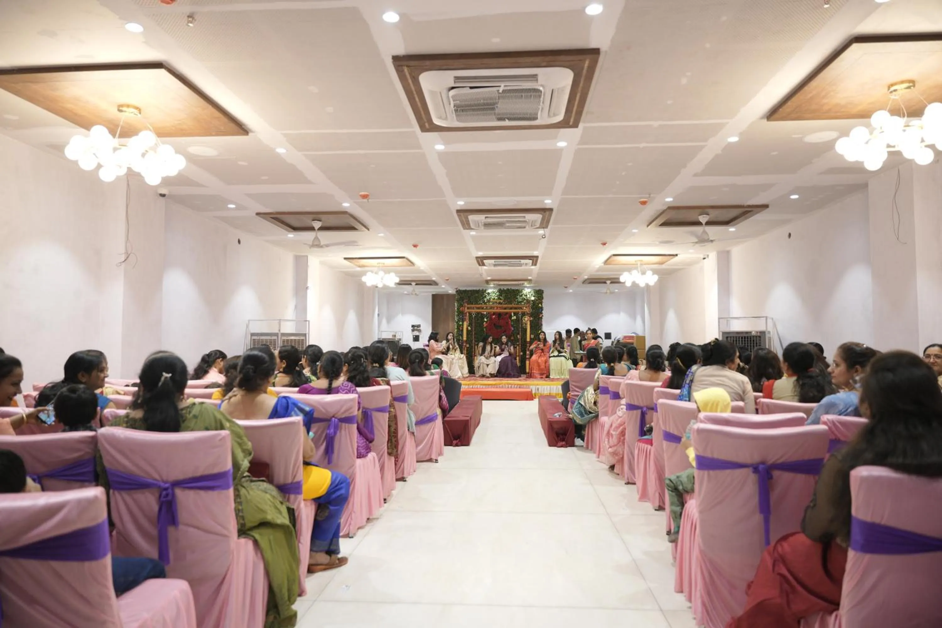 Banquet/Function facilities in Hotel welcome somnath
