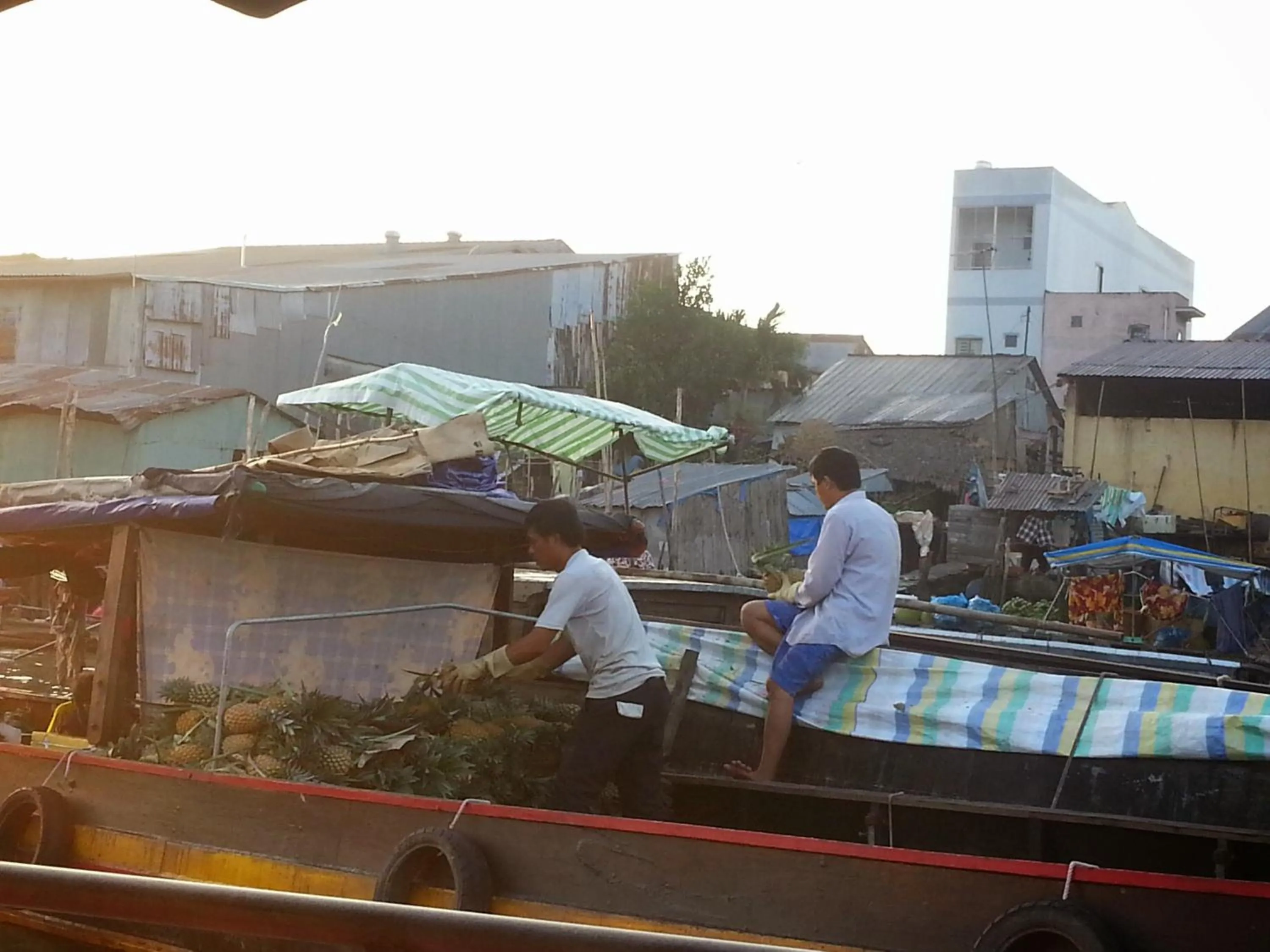 Neighbourhood in Winter Spring Homestay Center