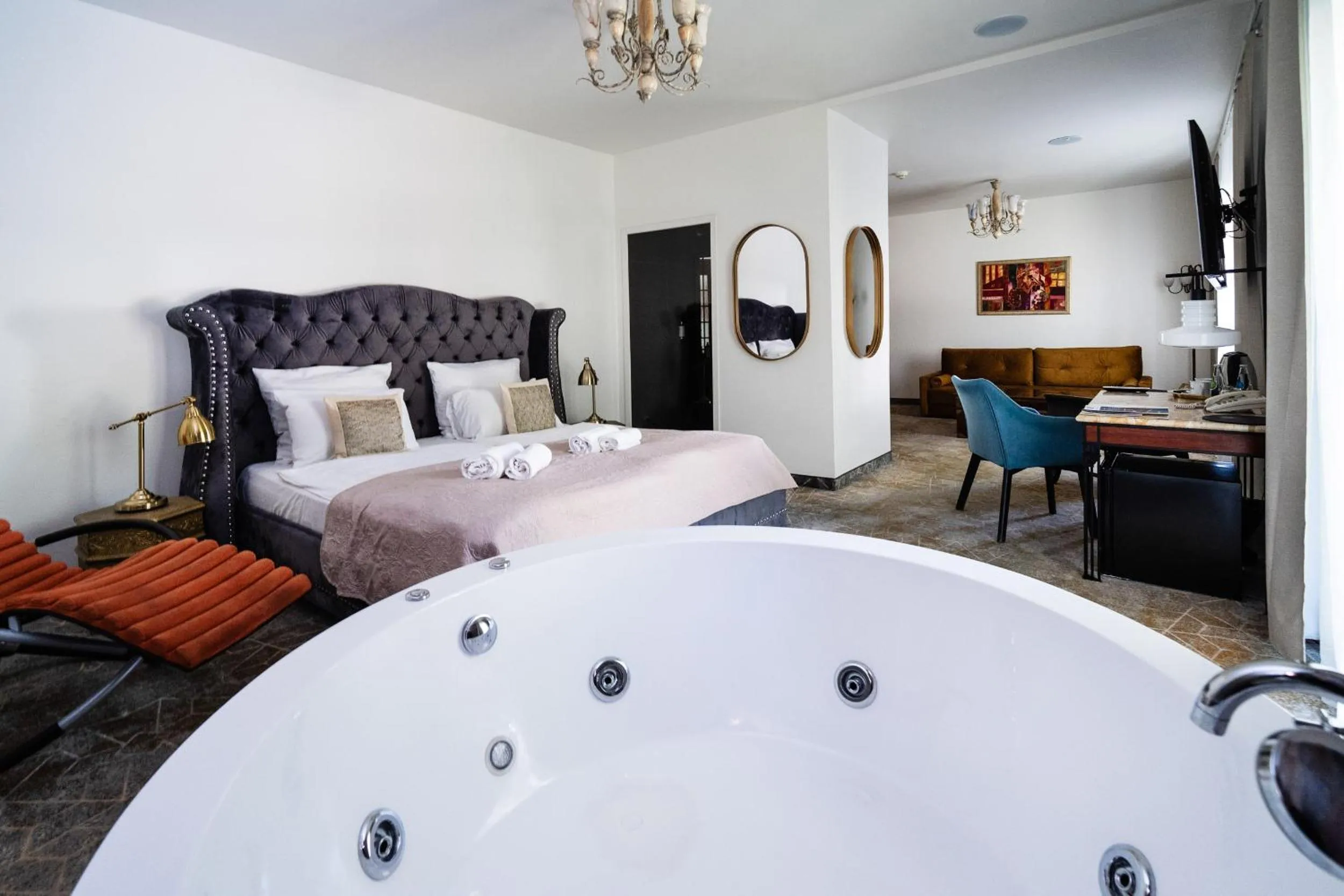 Photo of the whole room, Bed in Hotel Azzun Orient SPA&Wellness