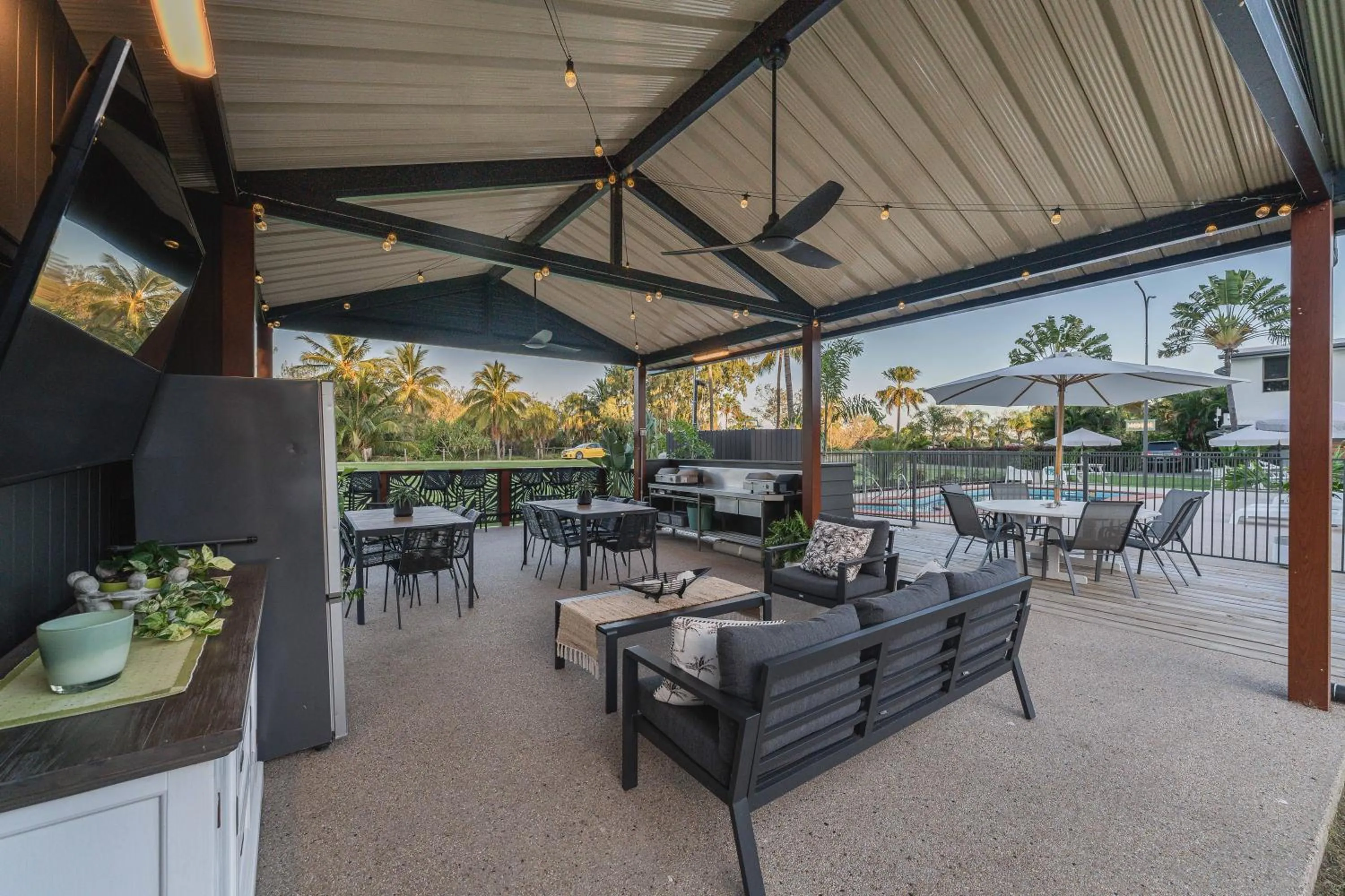 BBQ facilities in Kinka Palms Motel