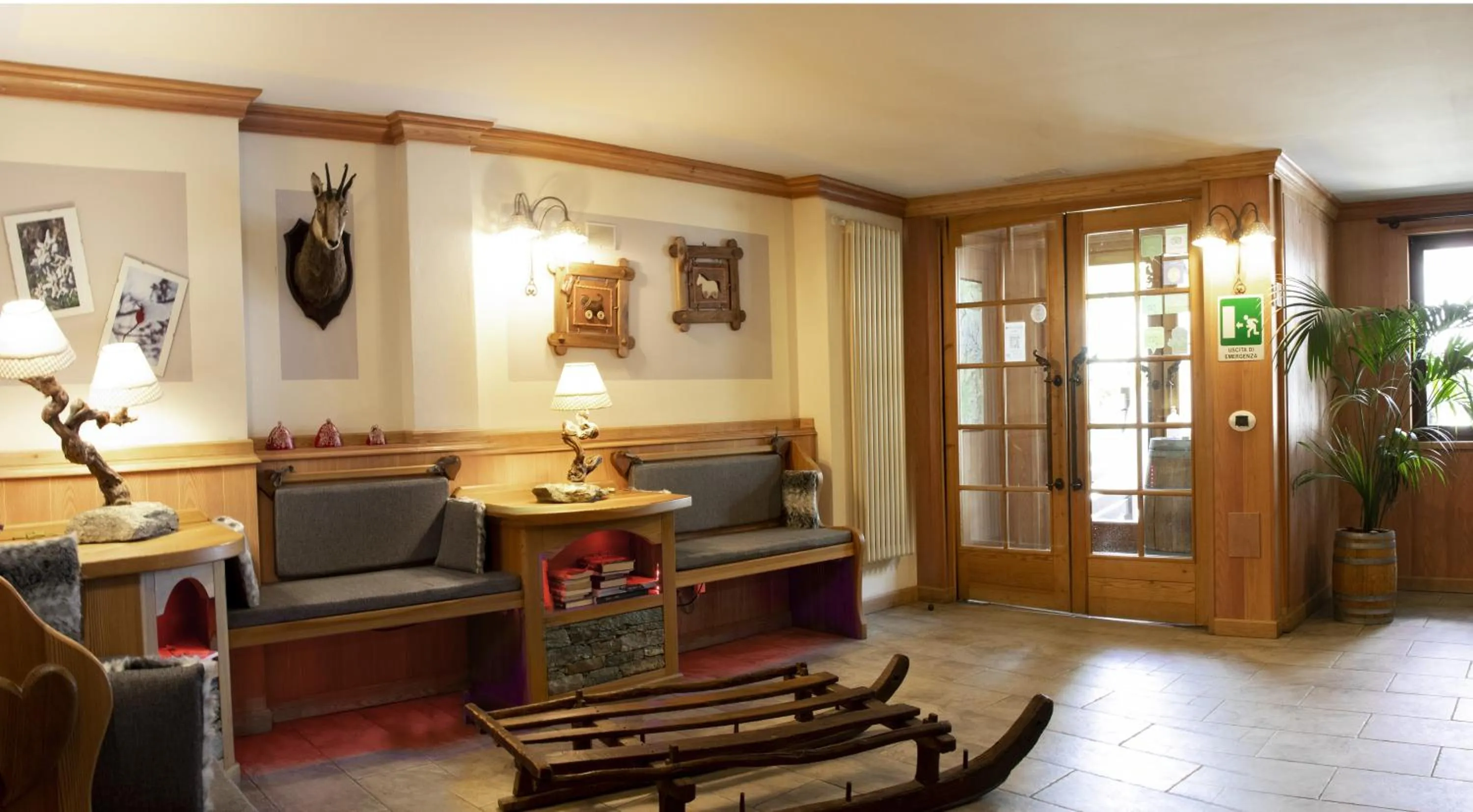 Lobby or reception in Maison Cly