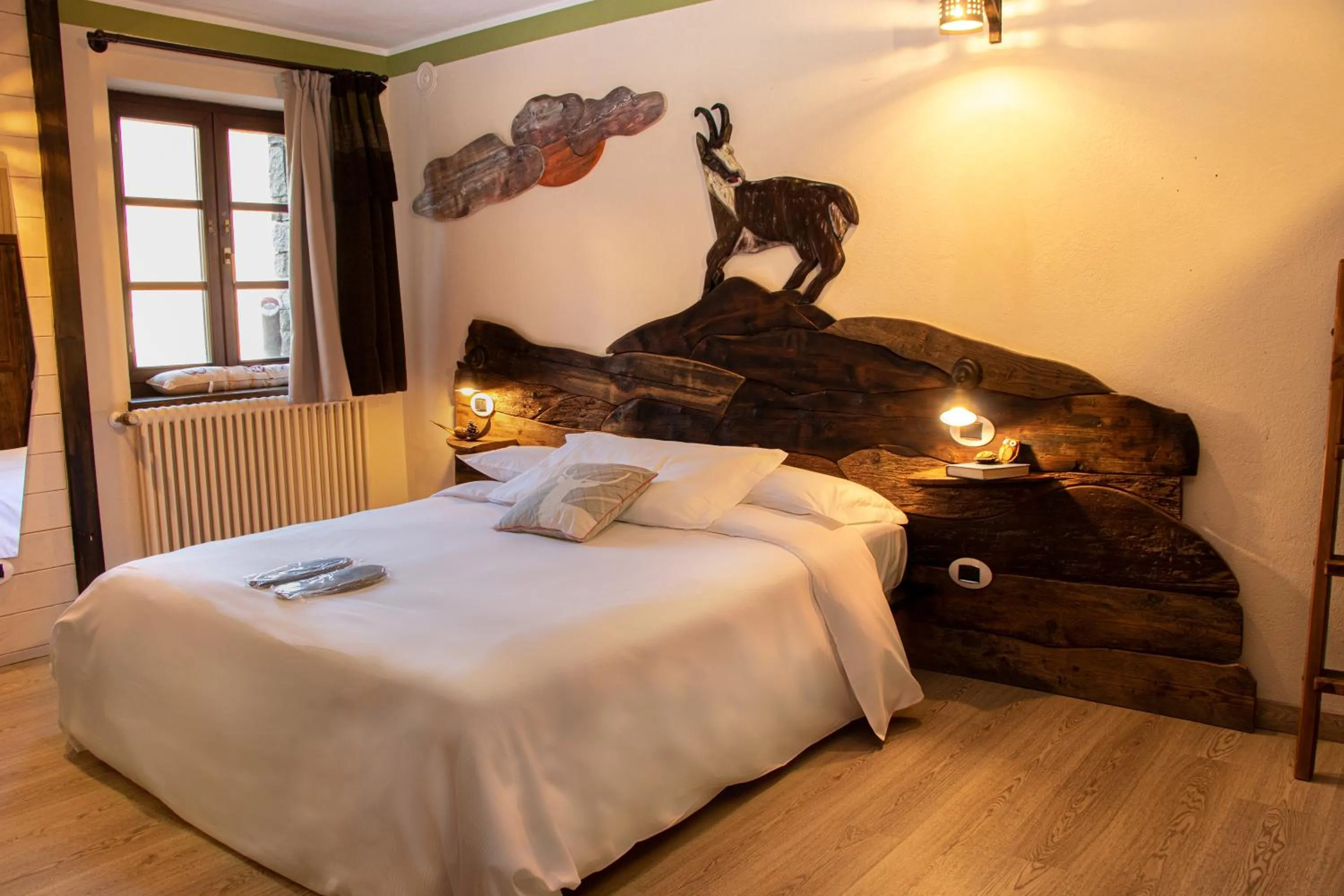 Bedroom, Bed in Maison Cly