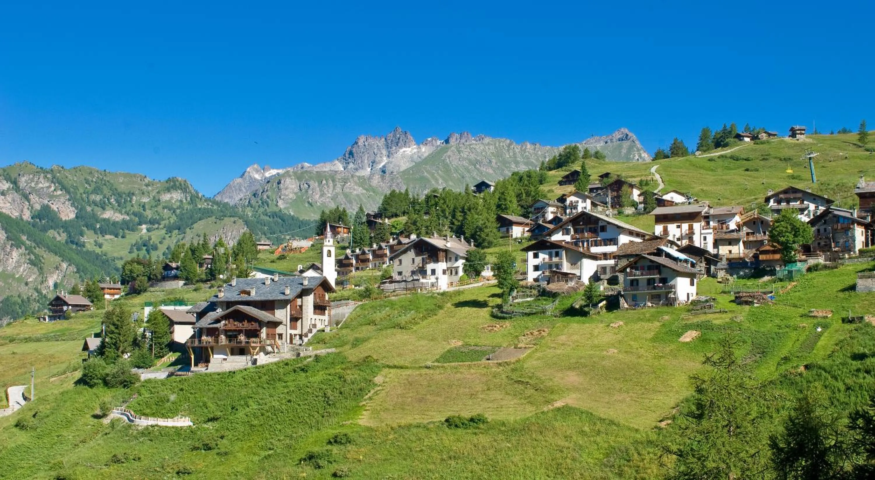 Natural landscape in Maison Cly