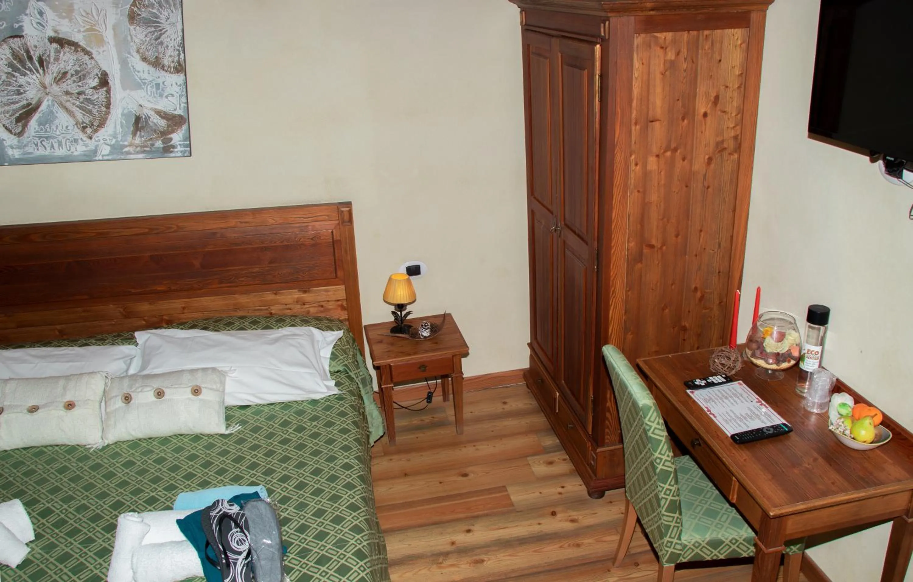 Bedroom, Bed in Maison Cly