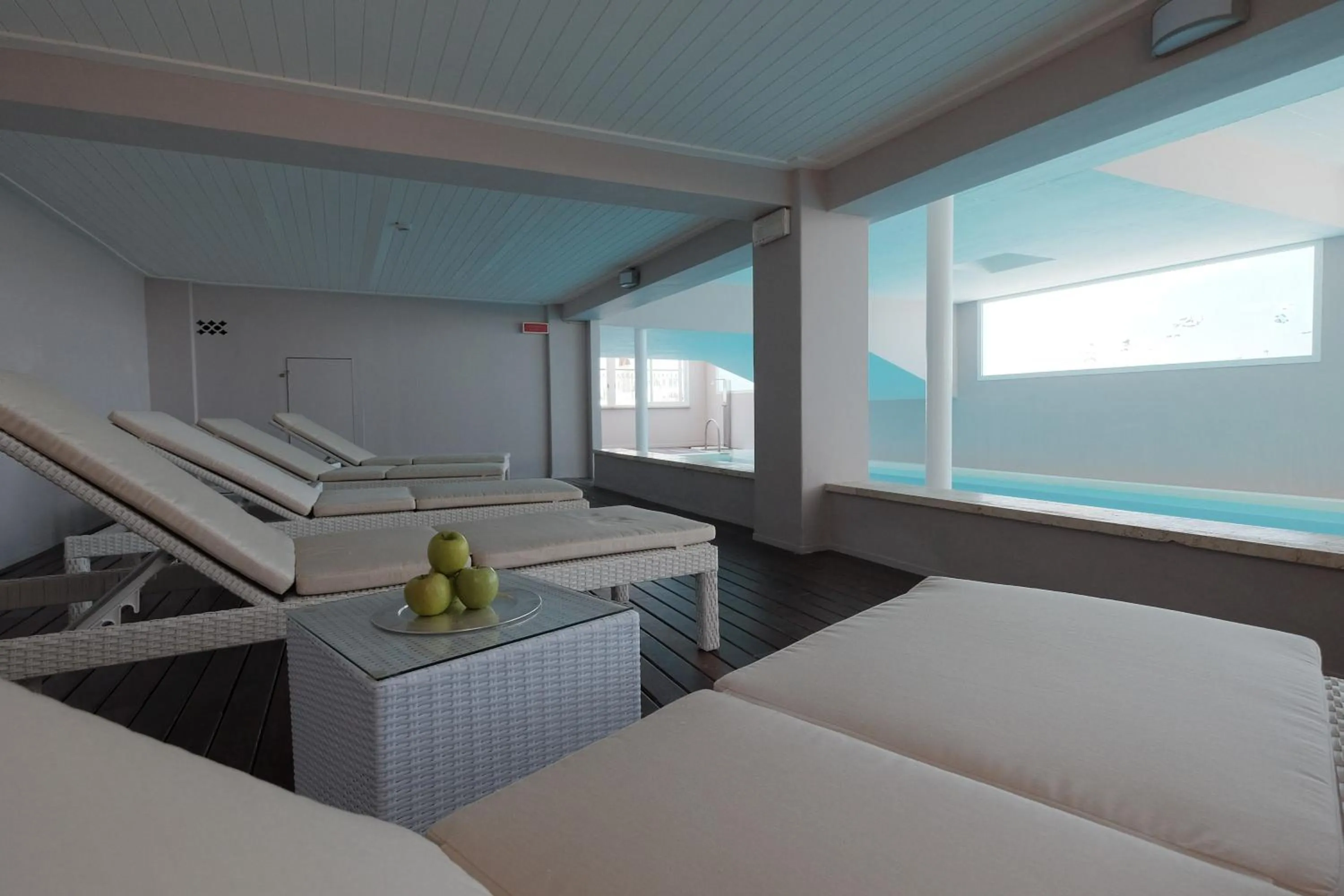 Other, Bed in Hotel Continental