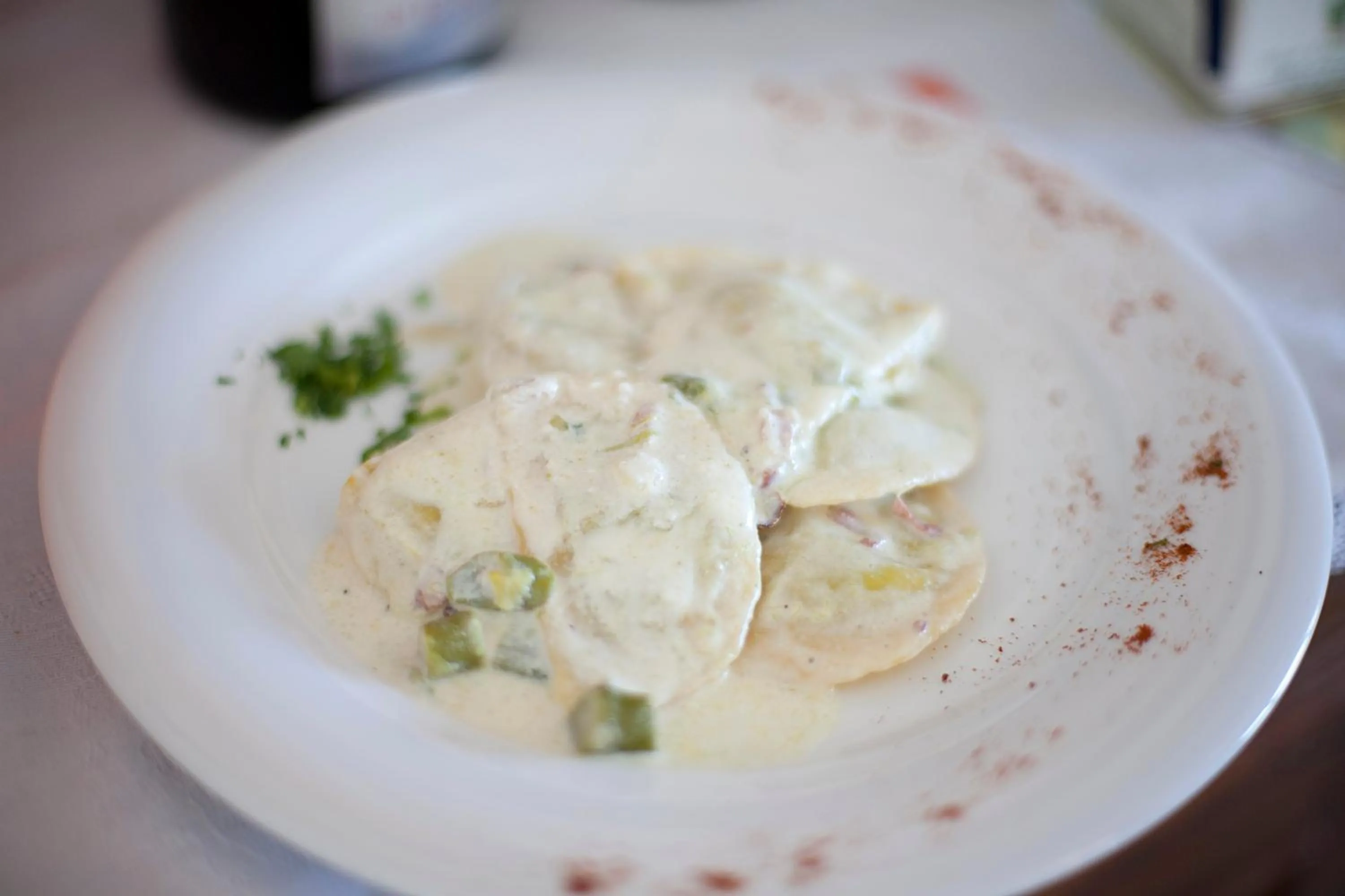 Restaurant/places to eat in Hotel Continental