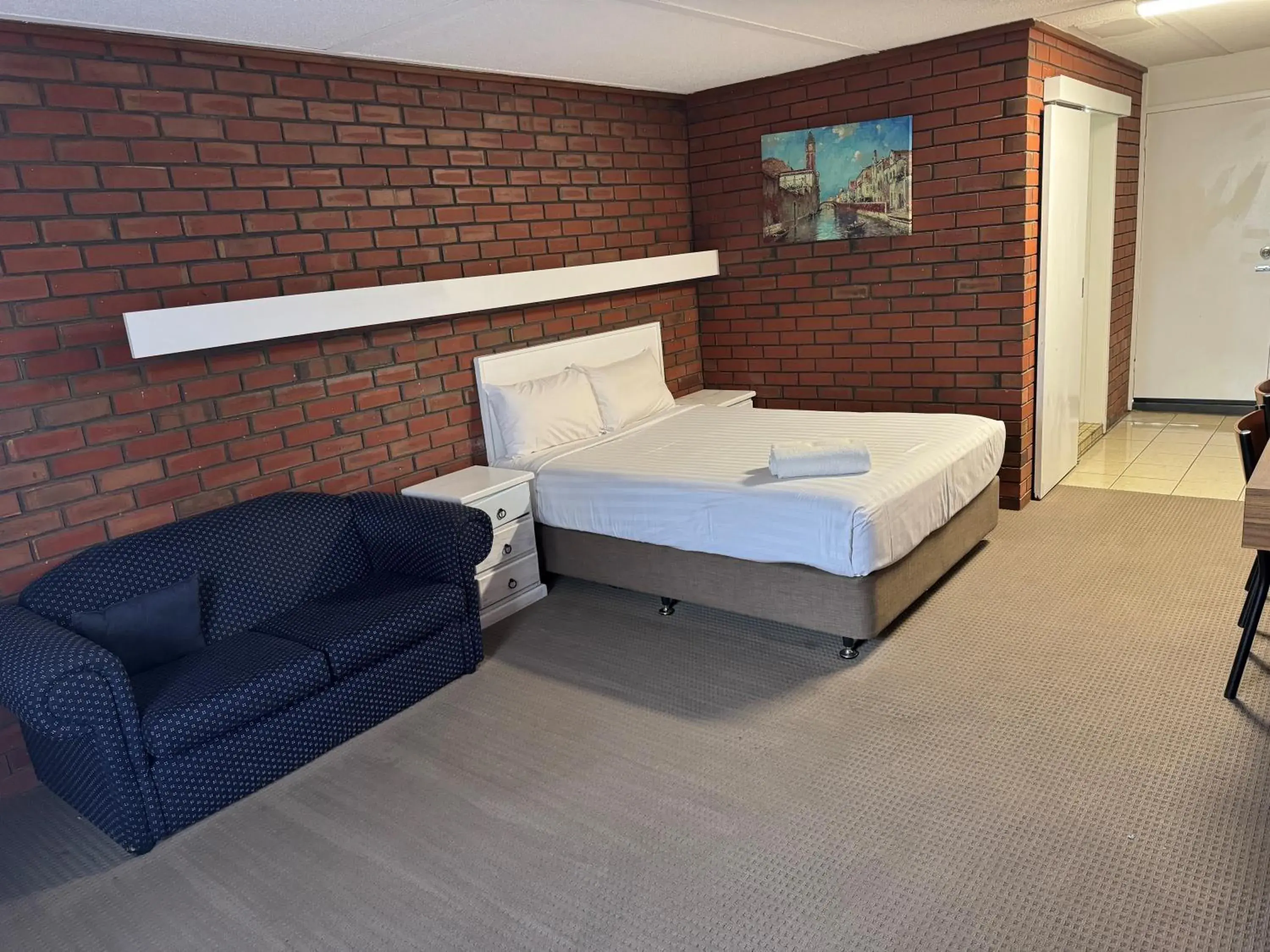 Double Room in Mid City Plantation Motel Double Room in Mid City Plantation Motel