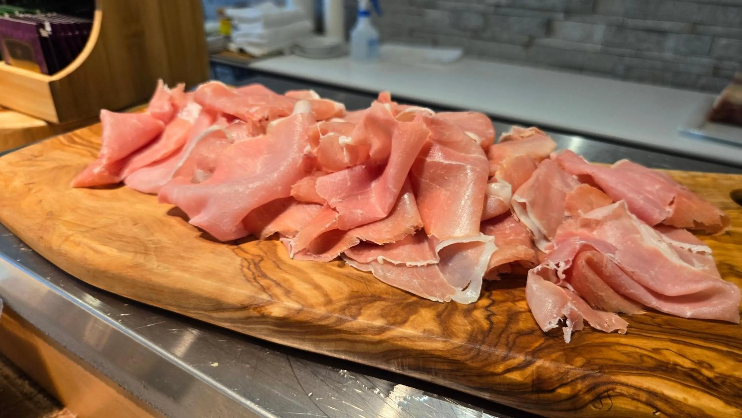 Restaurant/places to eat in ALA HOTEL KYOTO