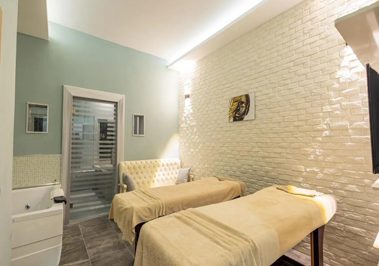 Massage, Bed in Peramis Hotel & Spa