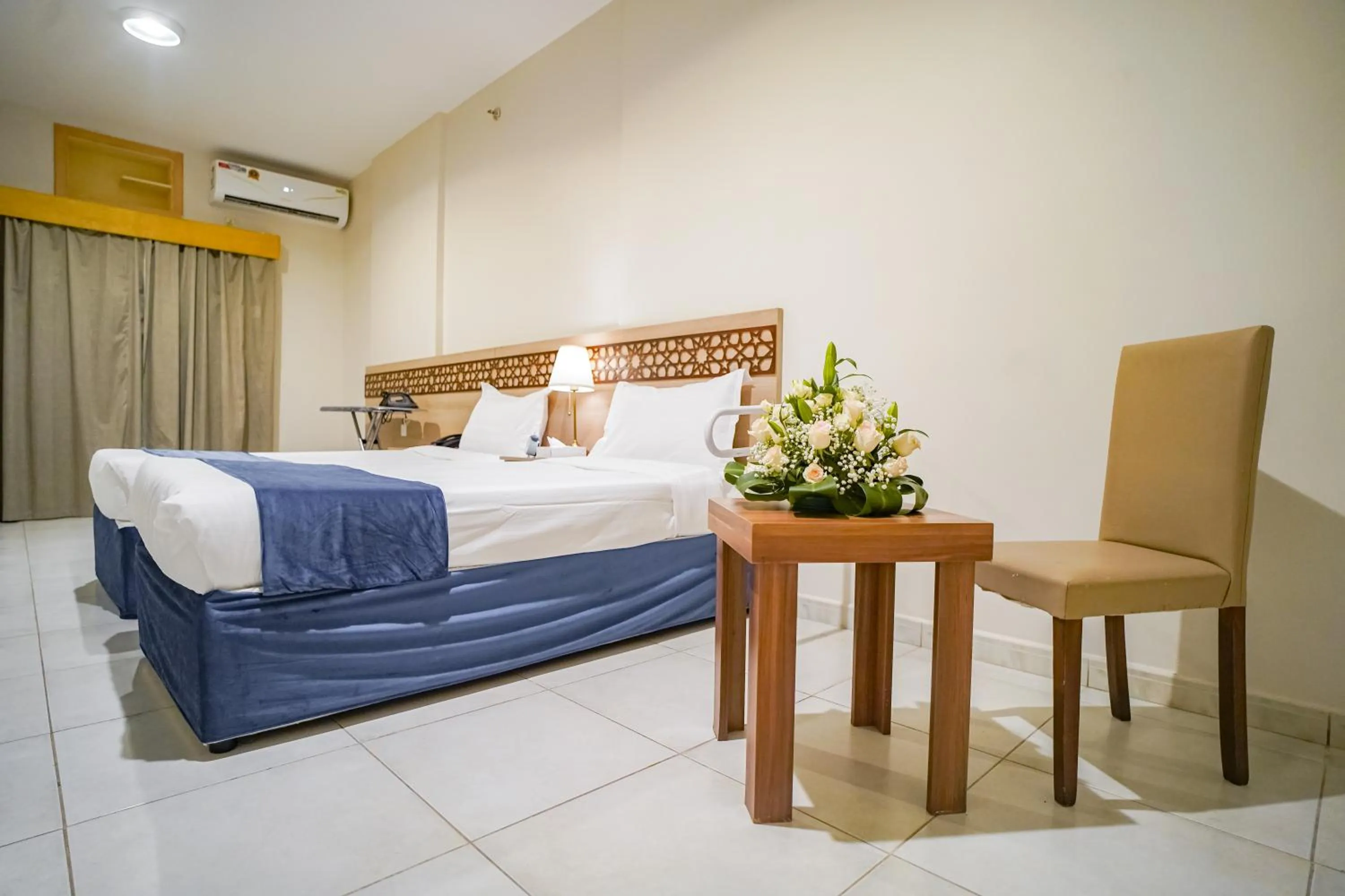 Bed in Osturat Emaar Hotel