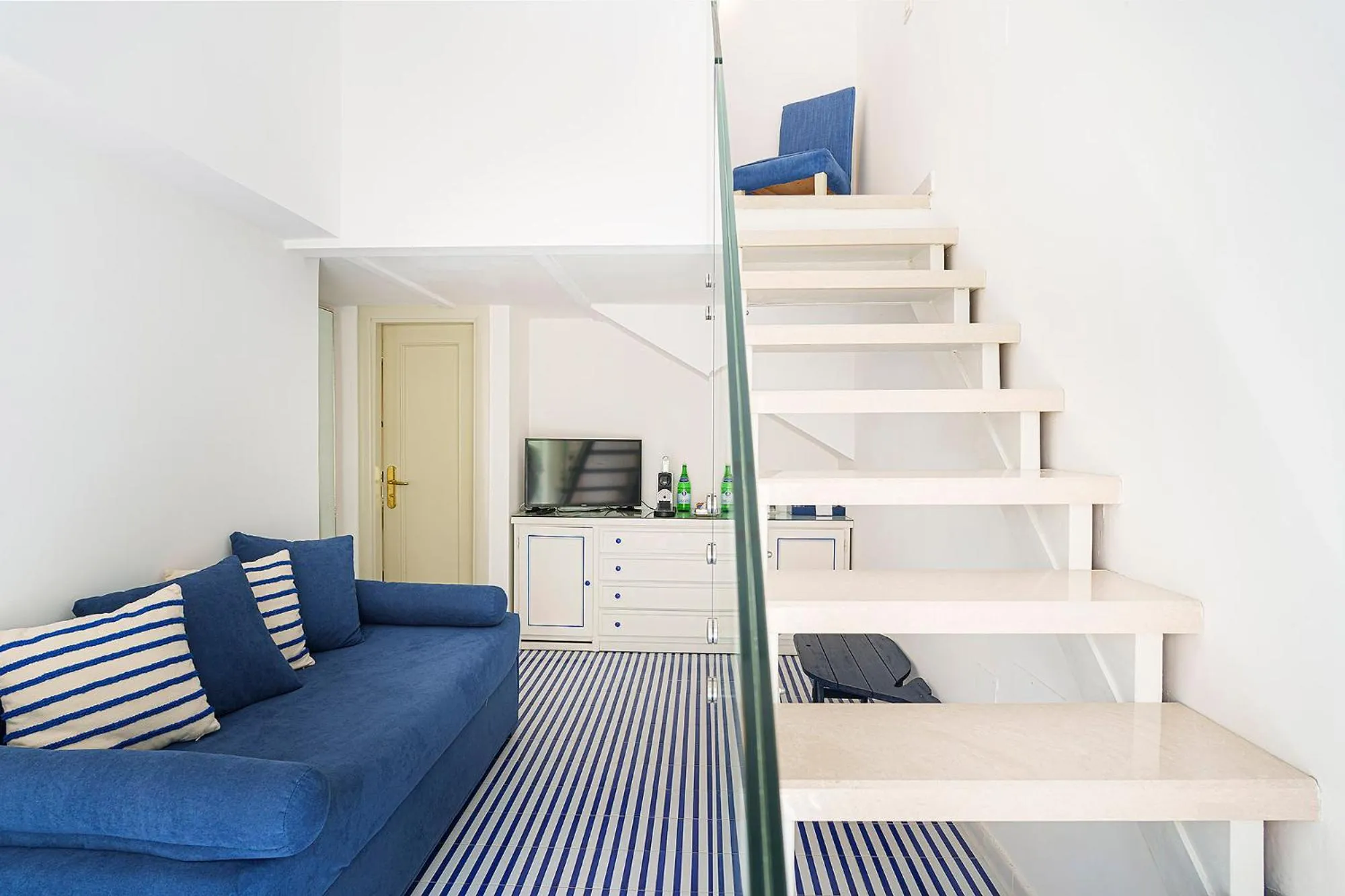 Living room in Hotel Continental Mare