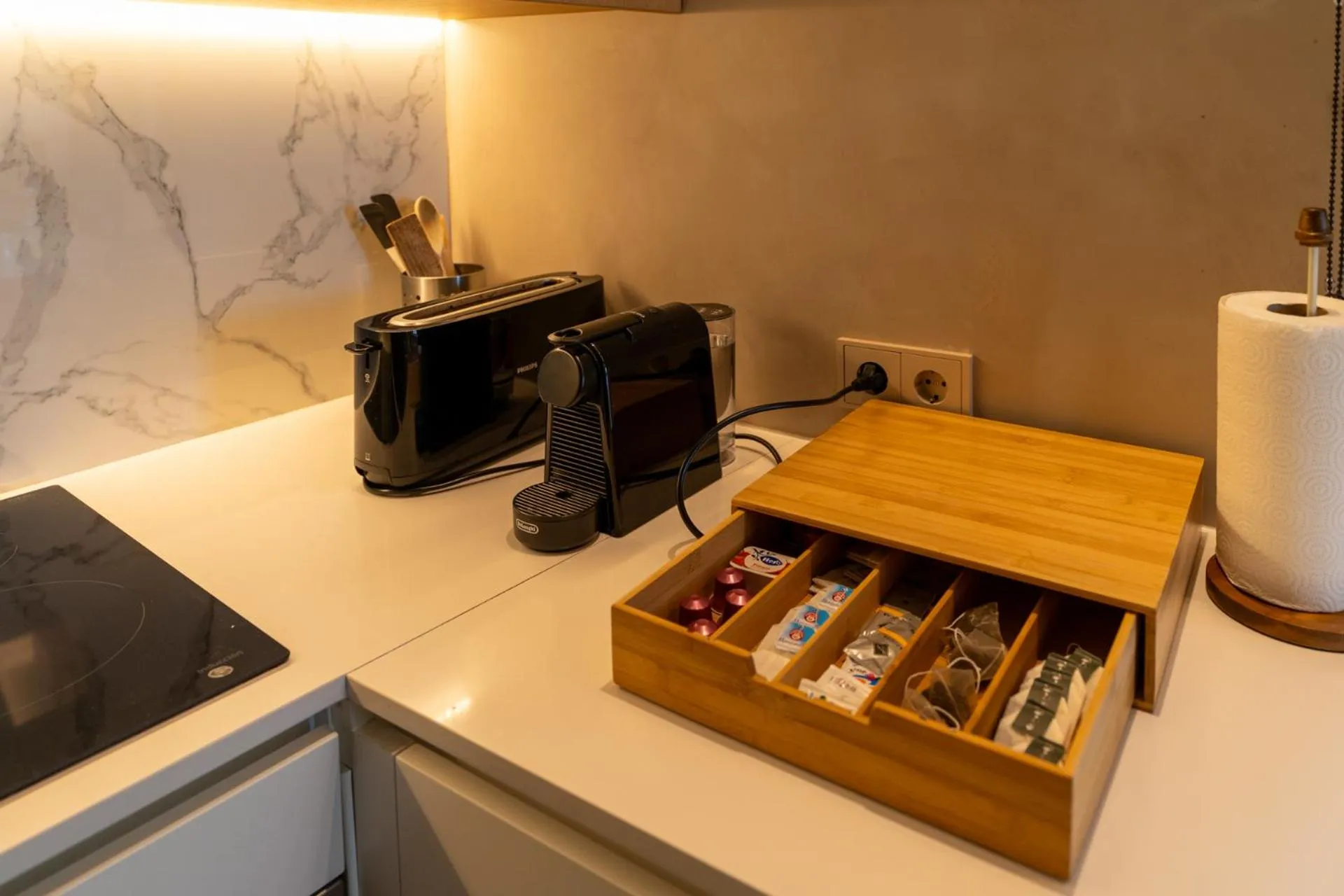 Coffee/tea facilities in Tendillas Plaza