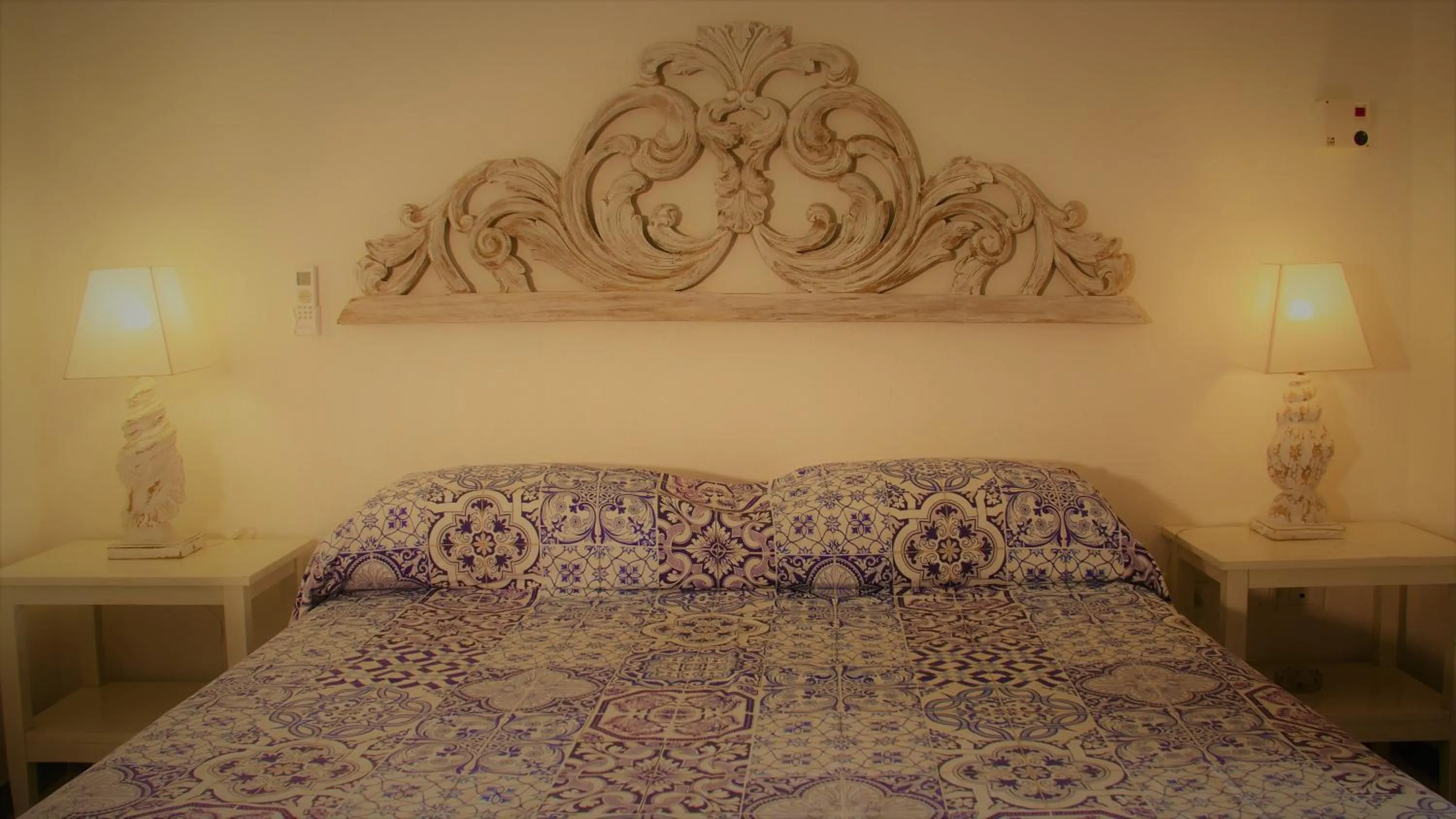 Bed in La Piazza Luxury Hotel & Spa