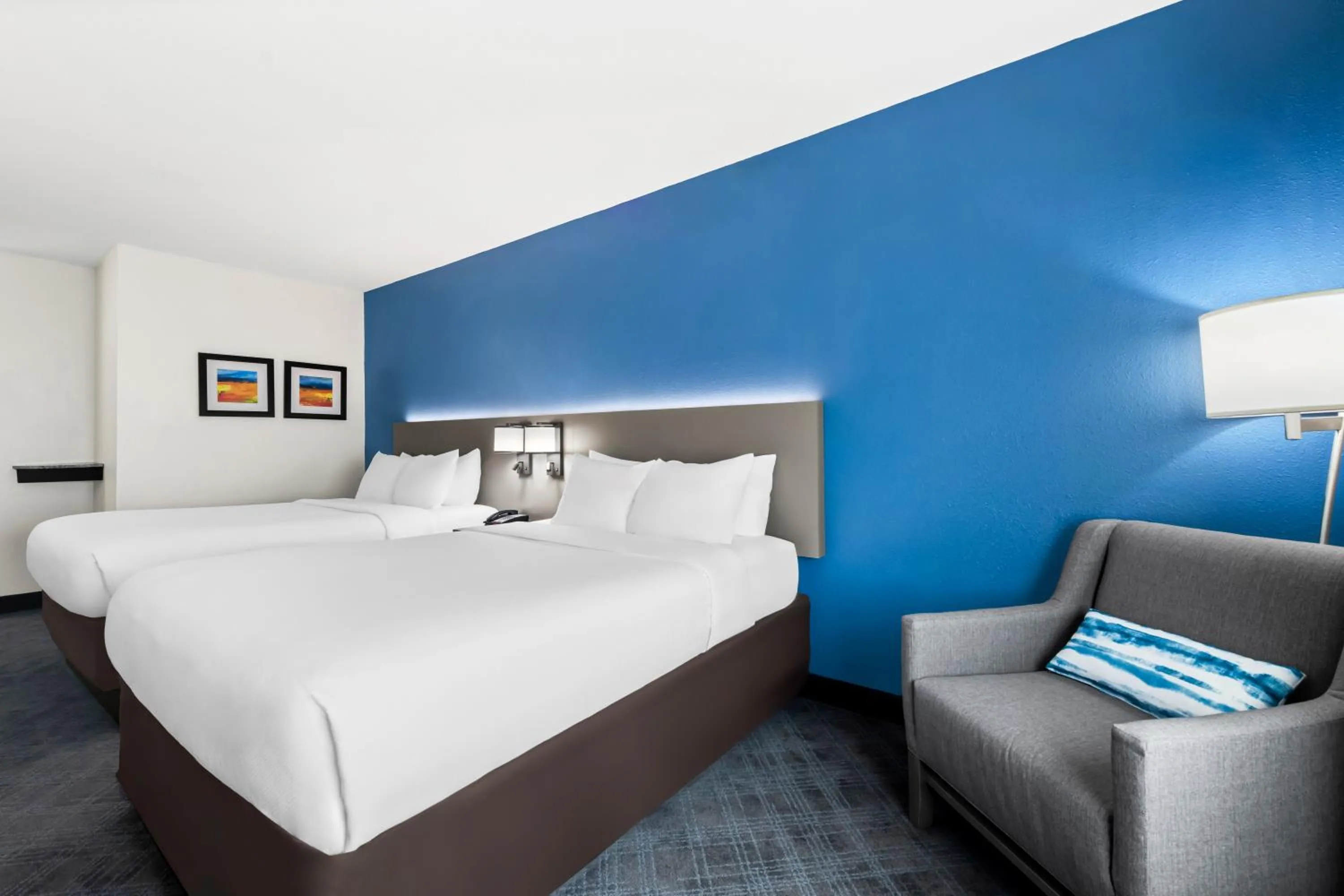 Photo of the whole room, Bed in Comfort Inn Sylva - Cullowhee