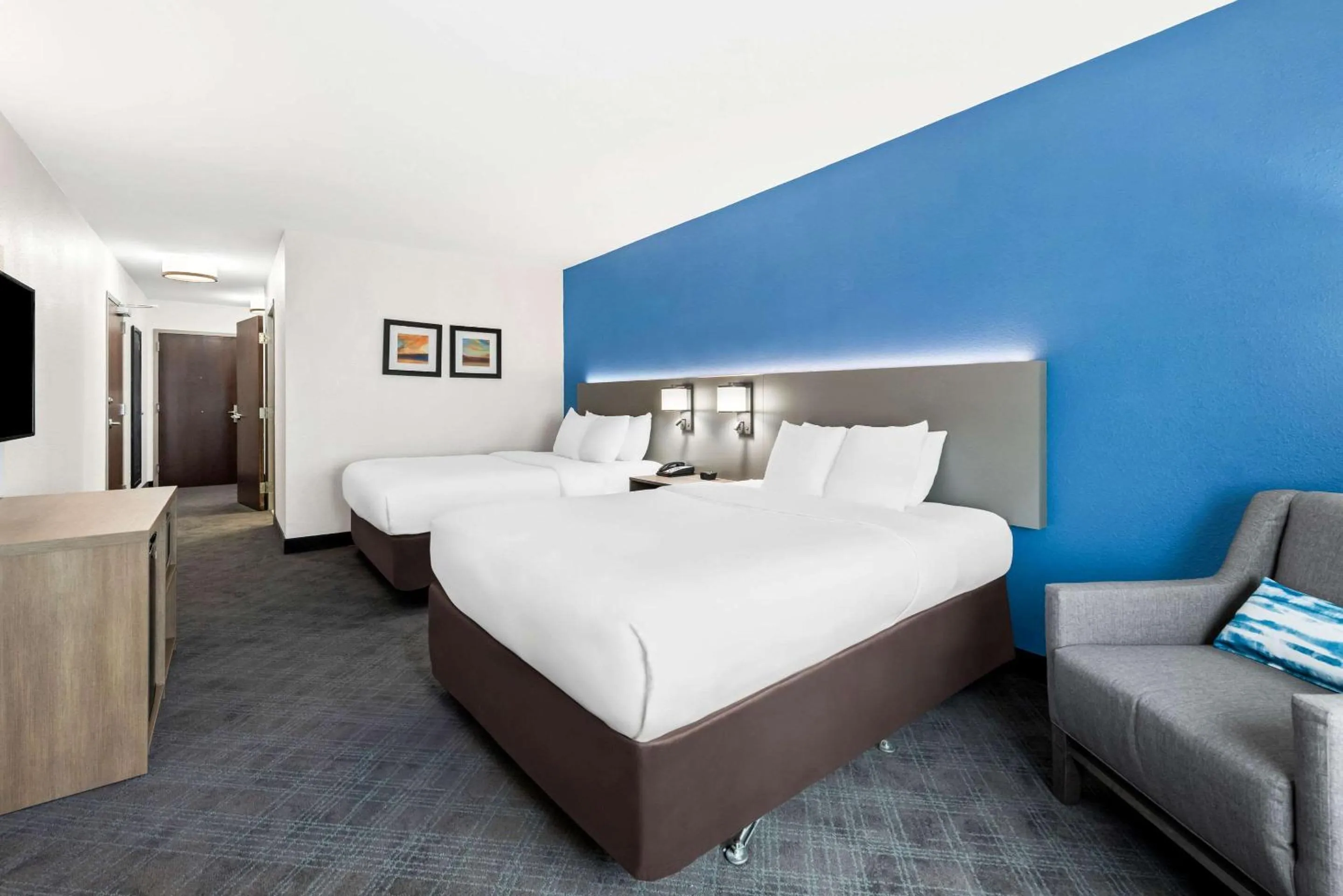 Bedroom, Bed in Comfort Inn Sylva - Cullowhee