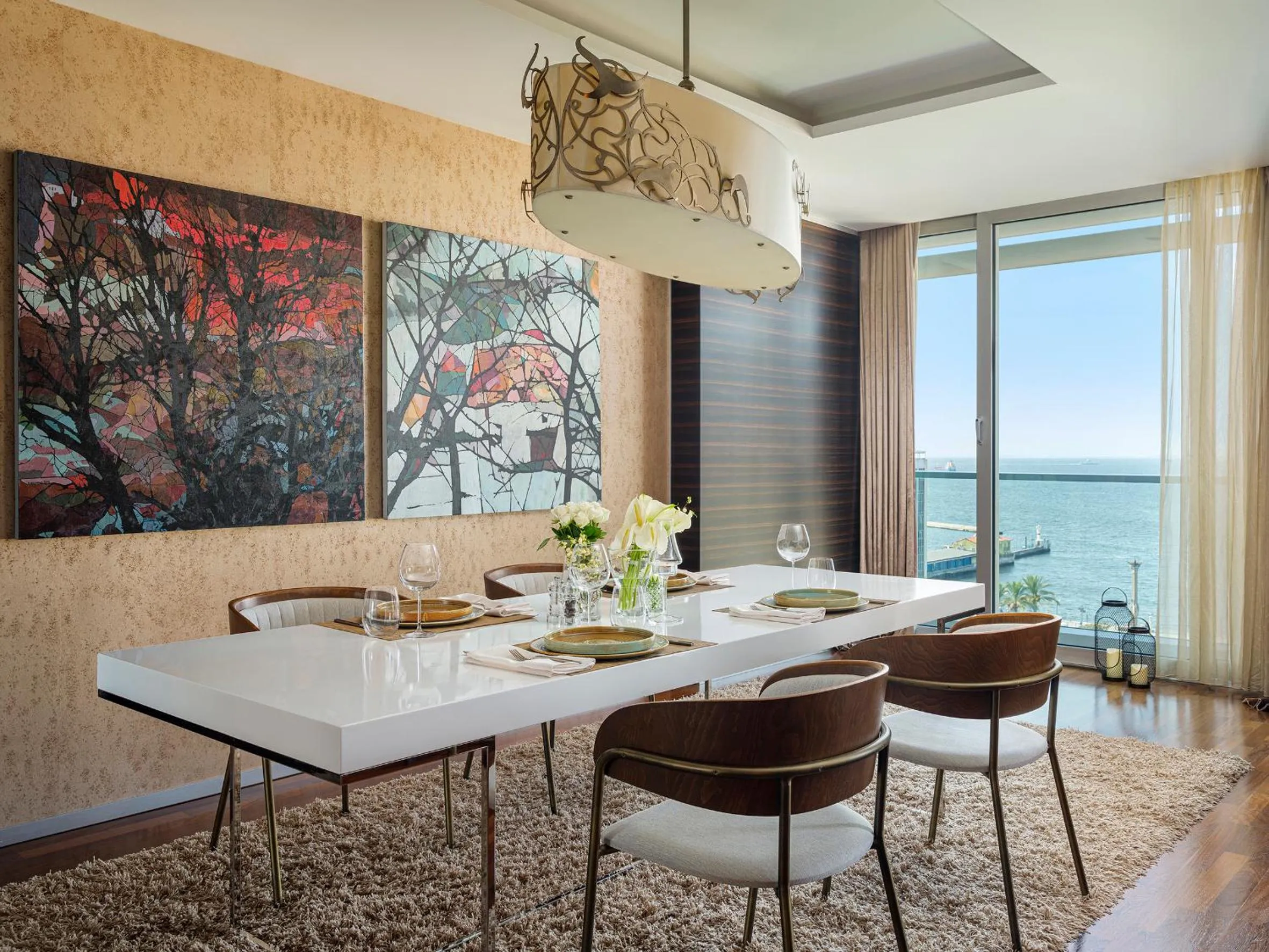 Dining area in Swissotel Buyuk Efes Izmir