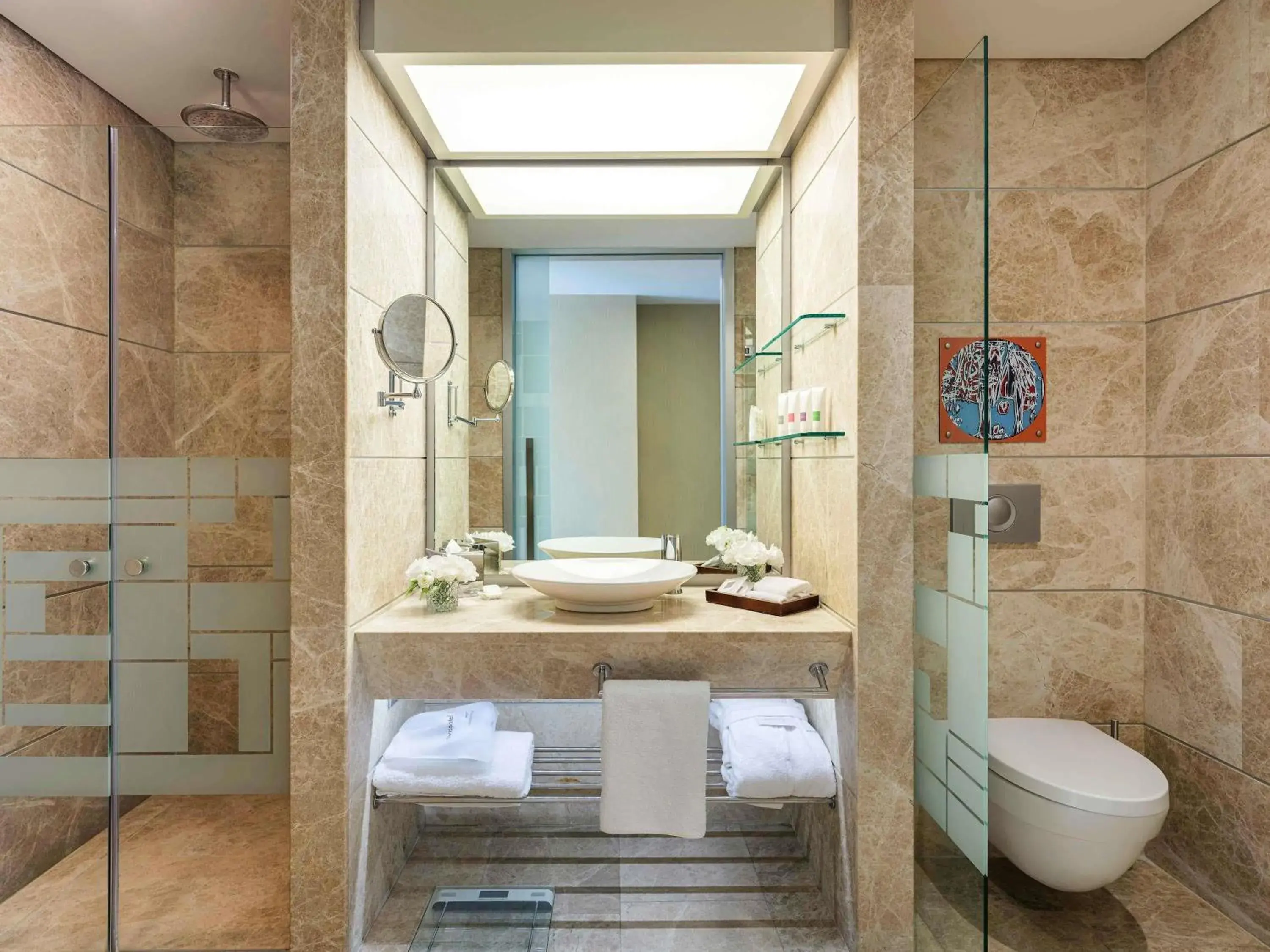 Swiss Classic Room Twin with City View in Swissotel Buyuk Efes Izmir Swiss Classic Room Twin with City View in Swissotel Buyuk Efes Izmir