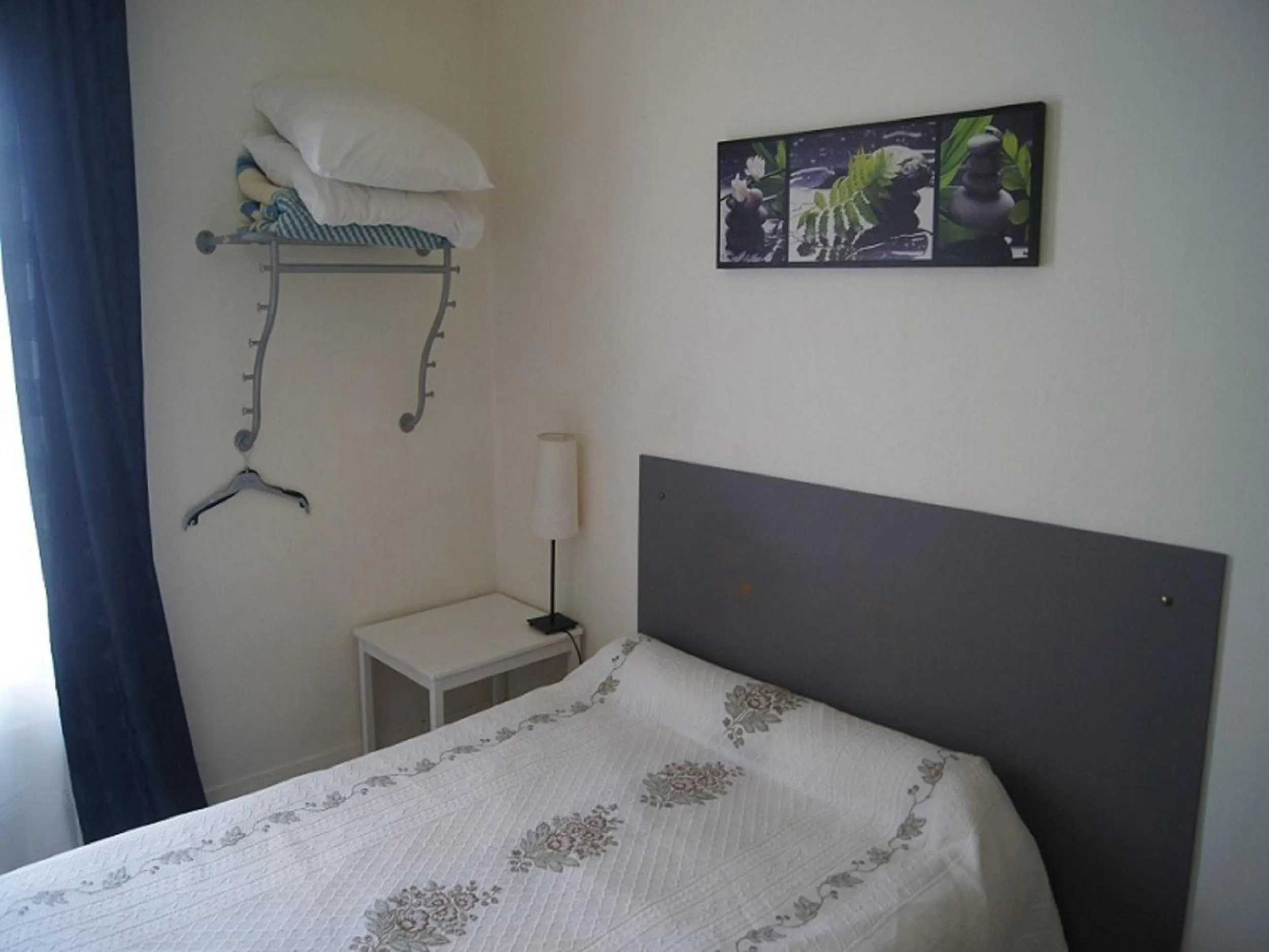 Bed in Hôtel Moderne