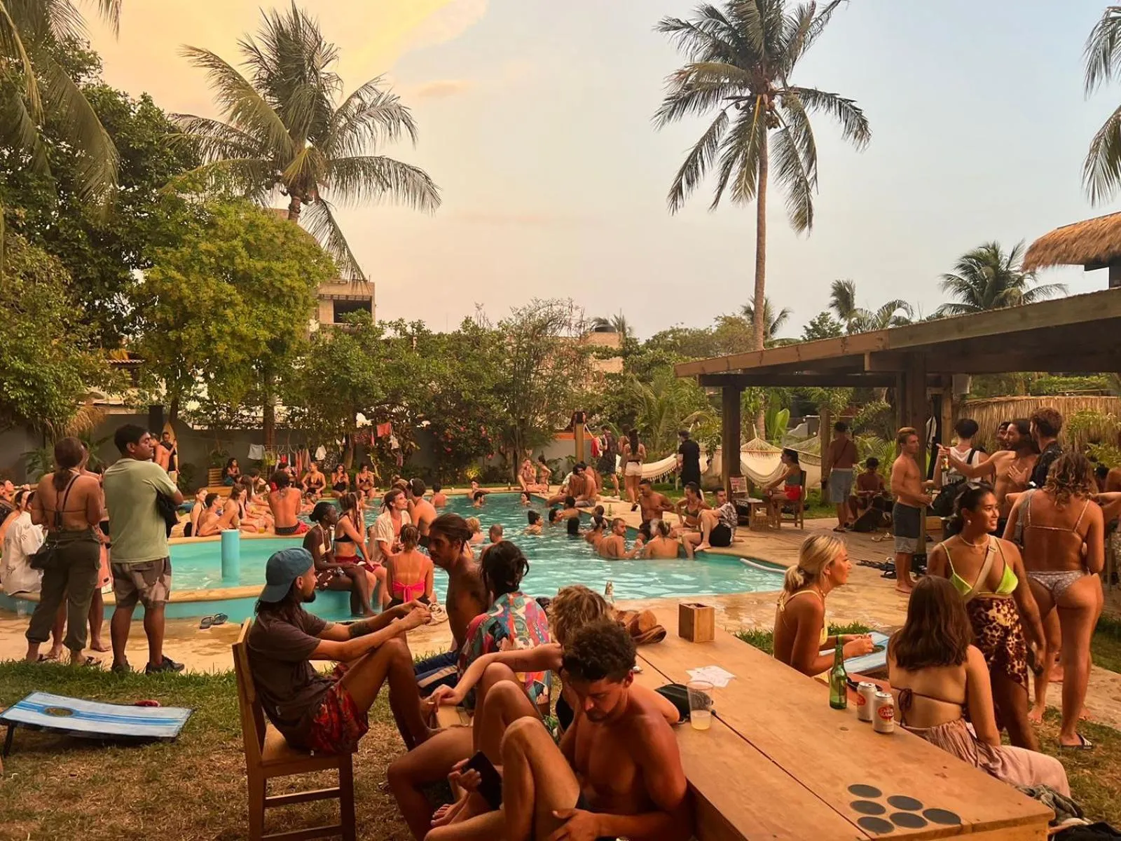 Swimming pool in Straw Hat Surf Hostel & Bar