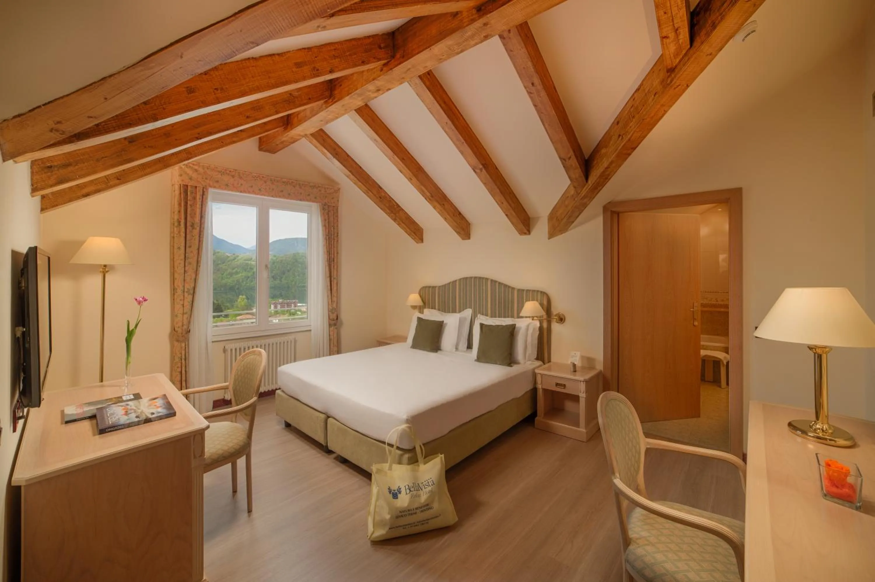 Bedroom, Bed in Bellavista Relax Hotel