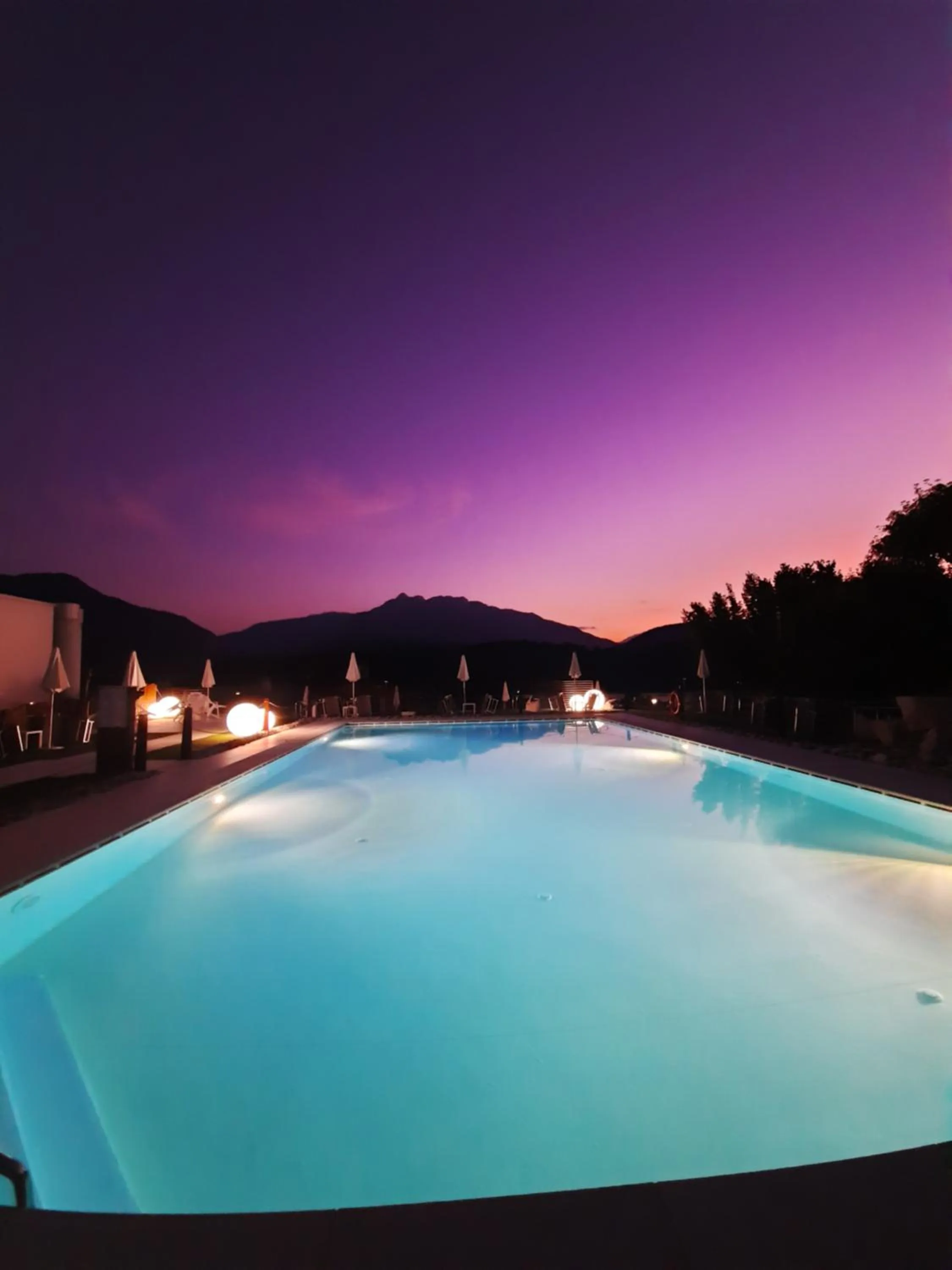 Swimming pool in Bellavista Relax Hotel