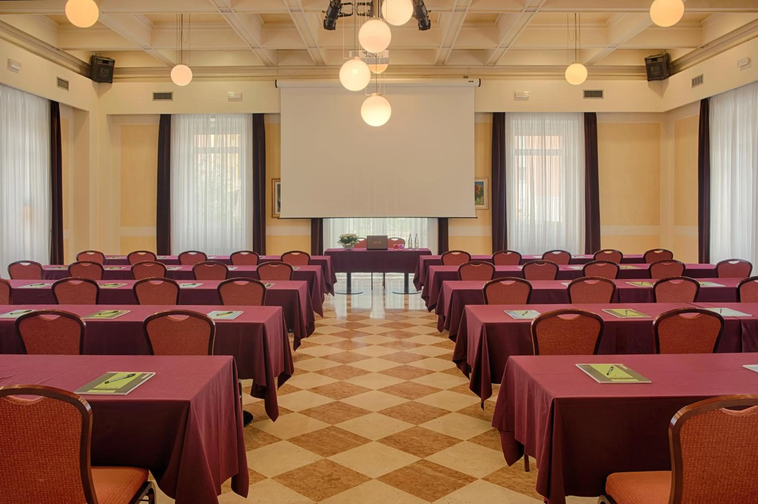 Meeting/conference room in Bellavista Relax Hotel