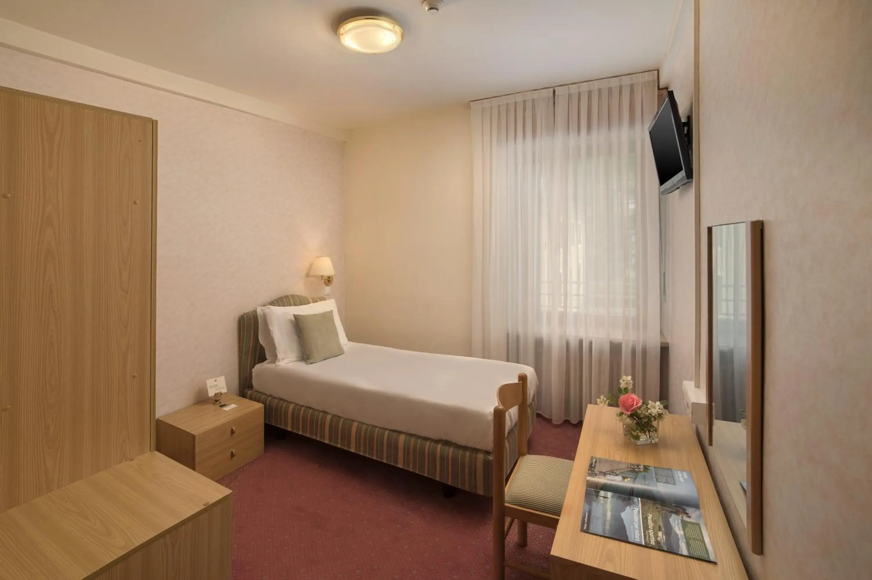 Economy Single Room in Bellavista Relax Hotel Economy Single Room in Bellavista Relax Hotel