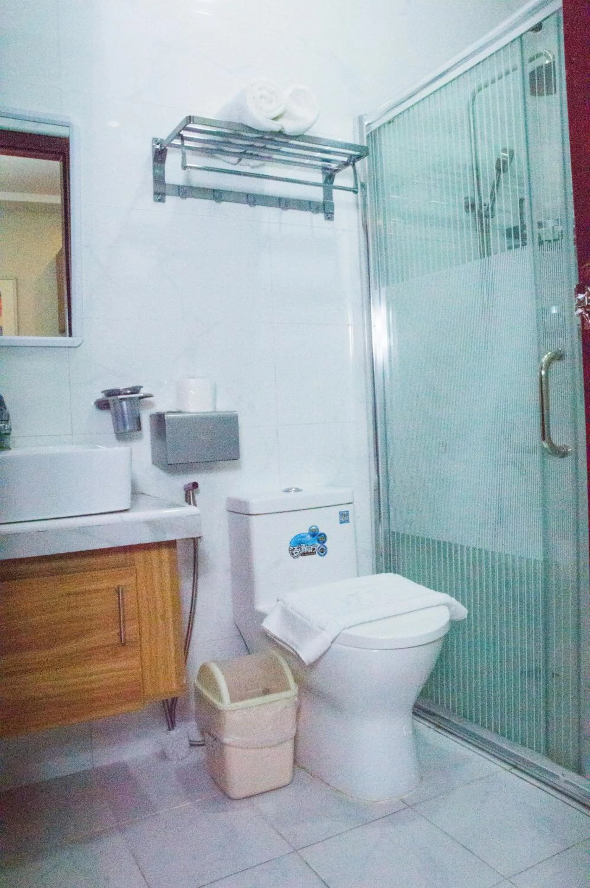 Toilet in ELTI SUITES By Bluebookers