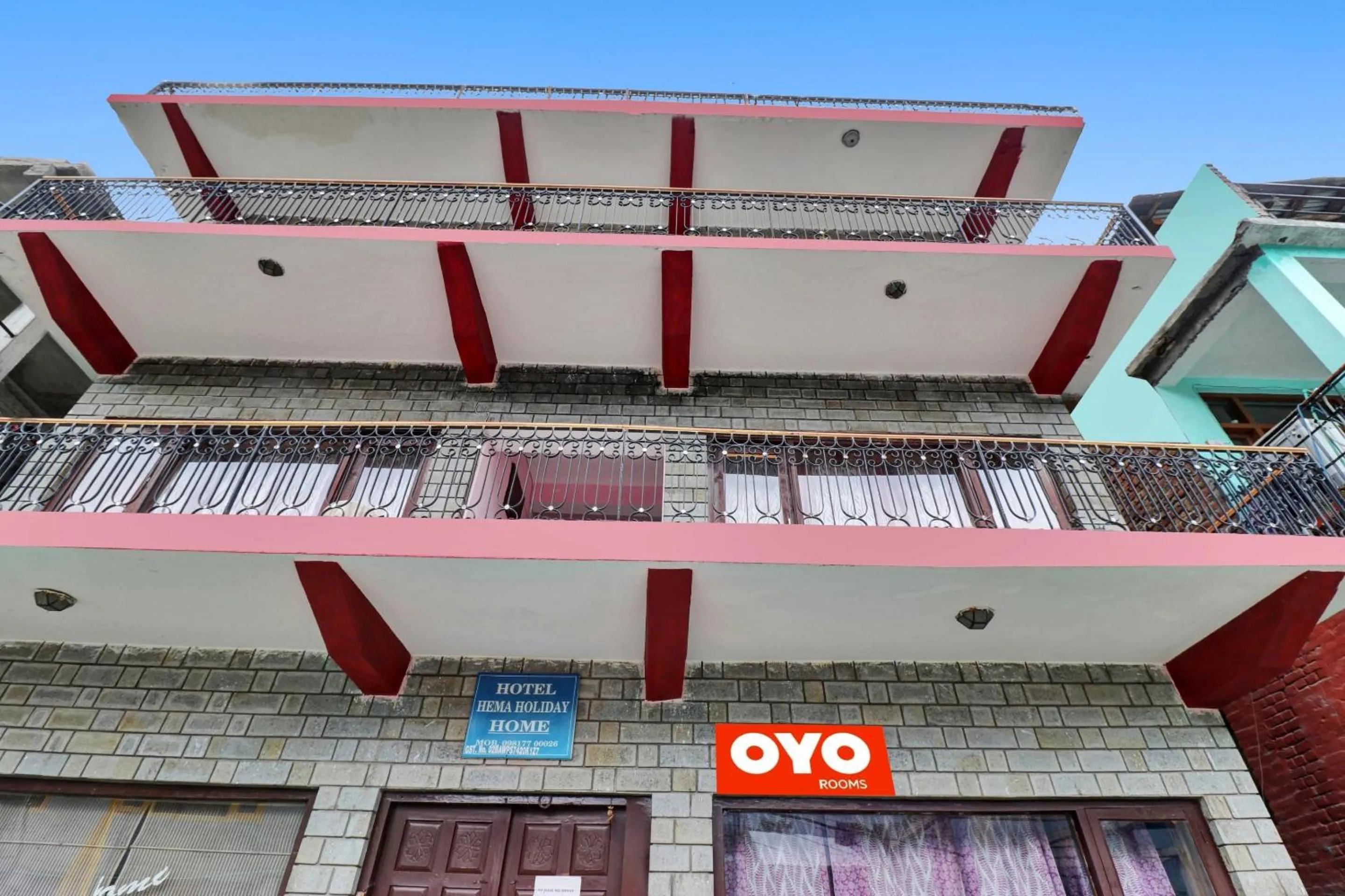 Facade/entrance in Hotel O Hema Holiday Home