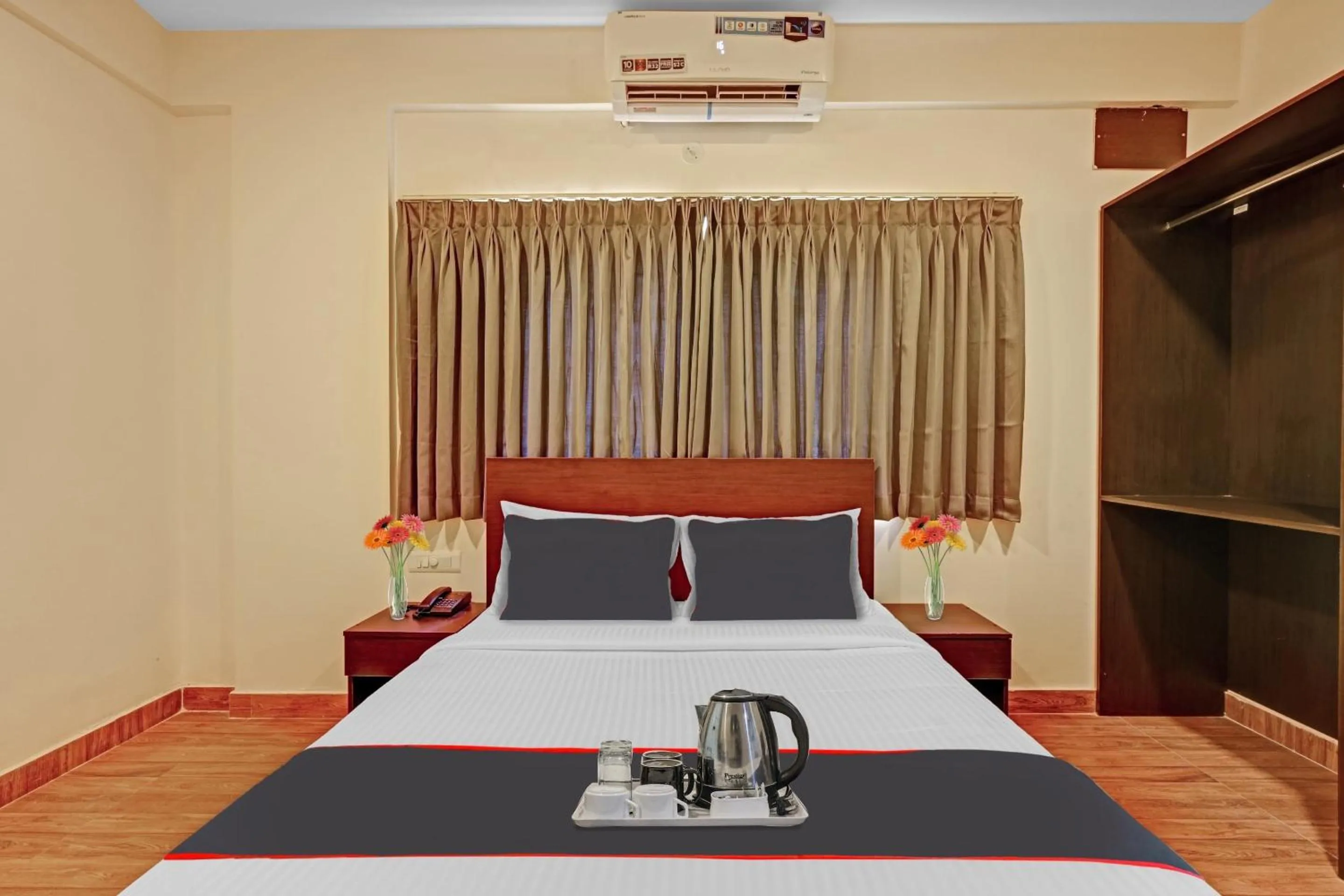 Bedroom, Bed in Super Hotel O Manyata Stay Inn