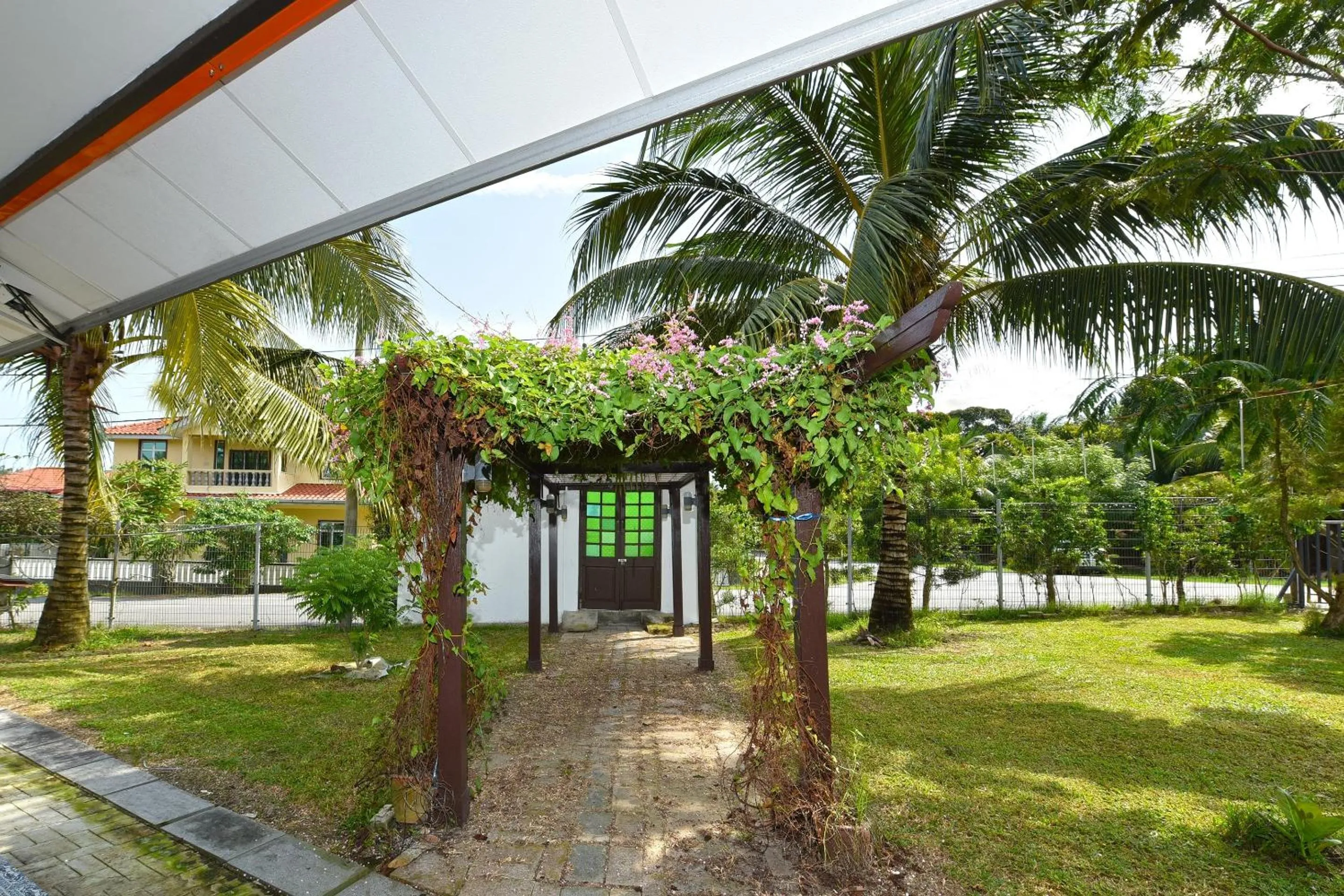 Lobby or reception in Hotel O My Daddy Farm Chalet