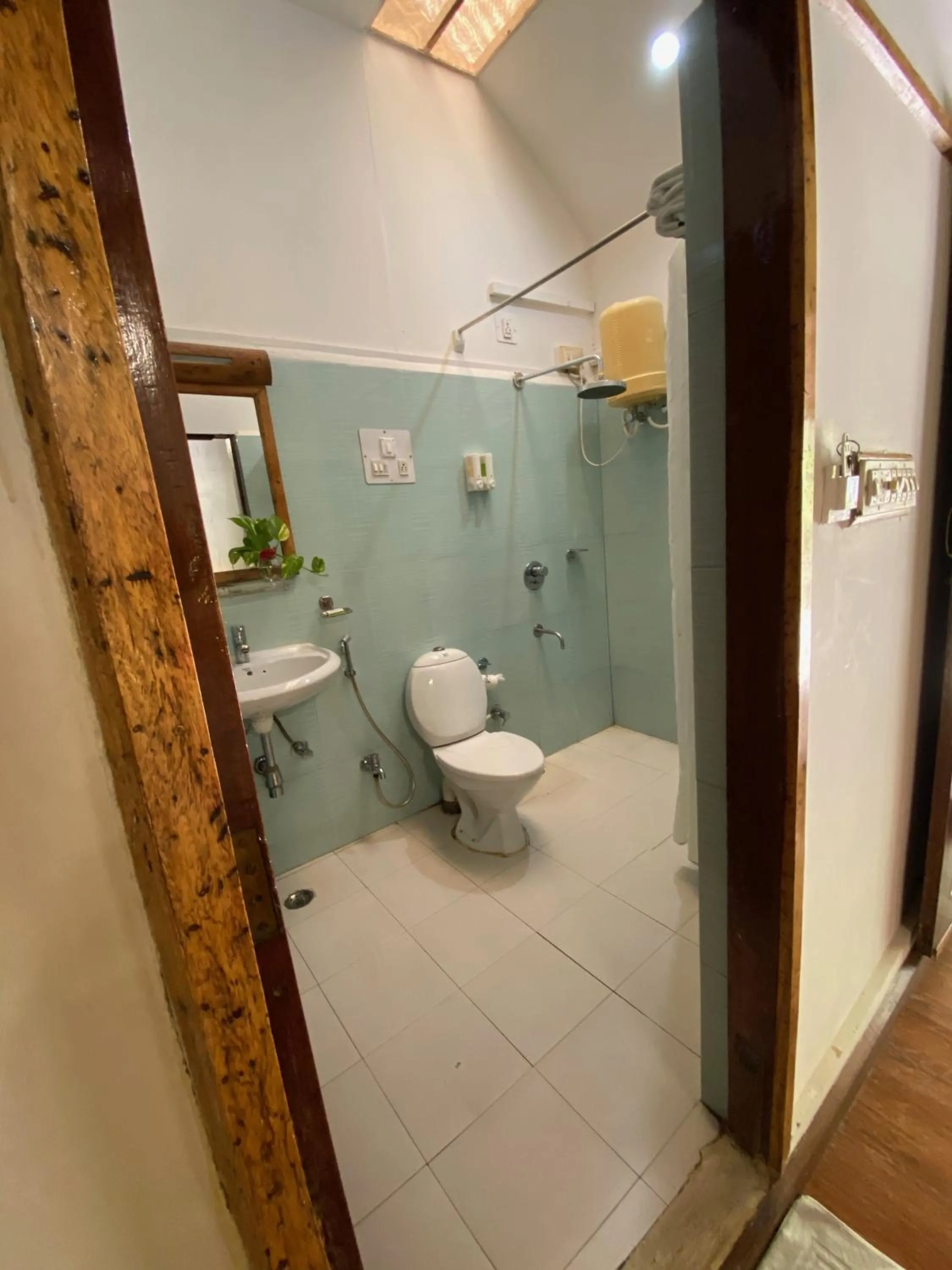 Bathroom in Wild Orchid