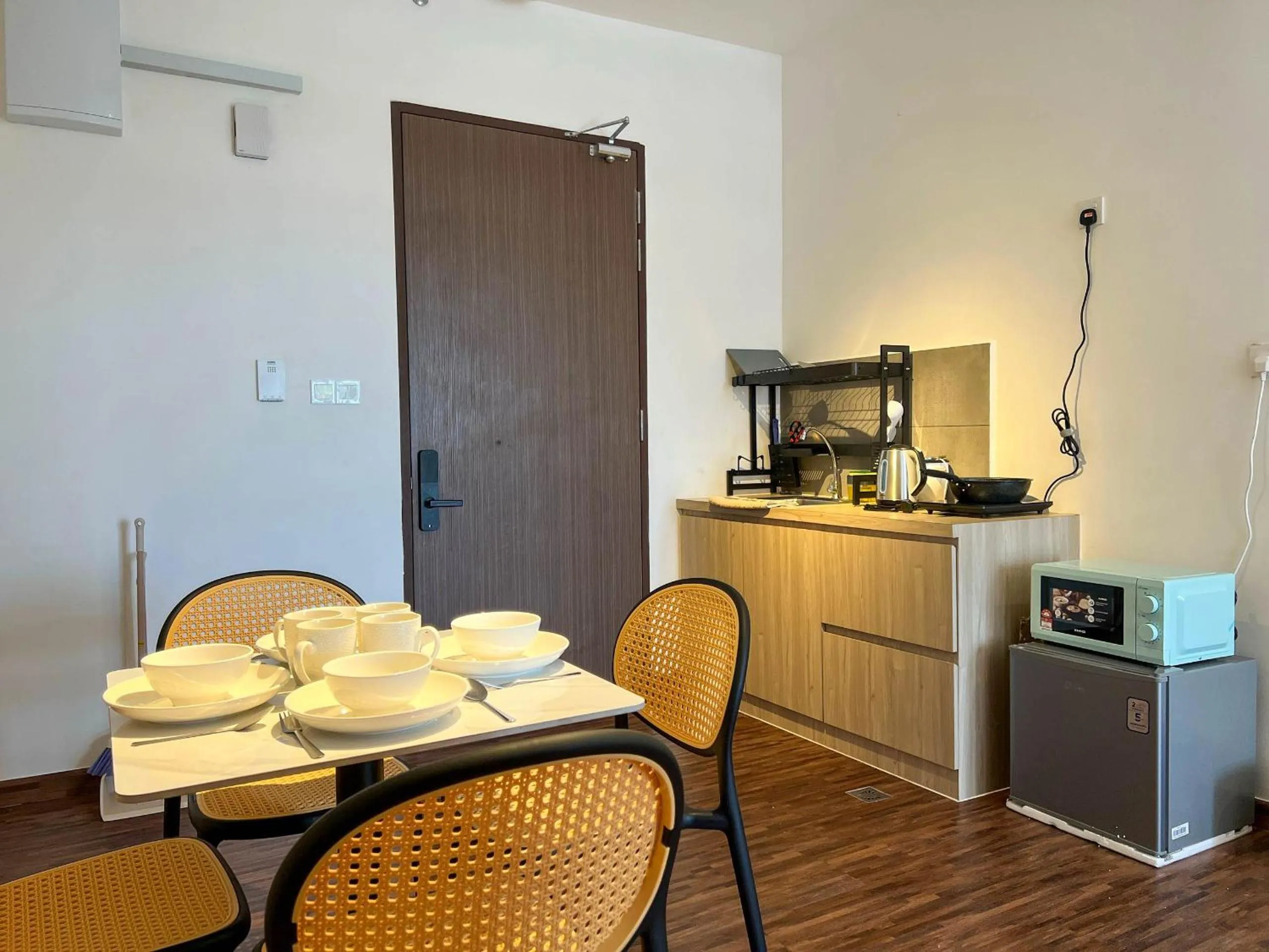 Hush Inn at K Avenue Kota Kinabalu