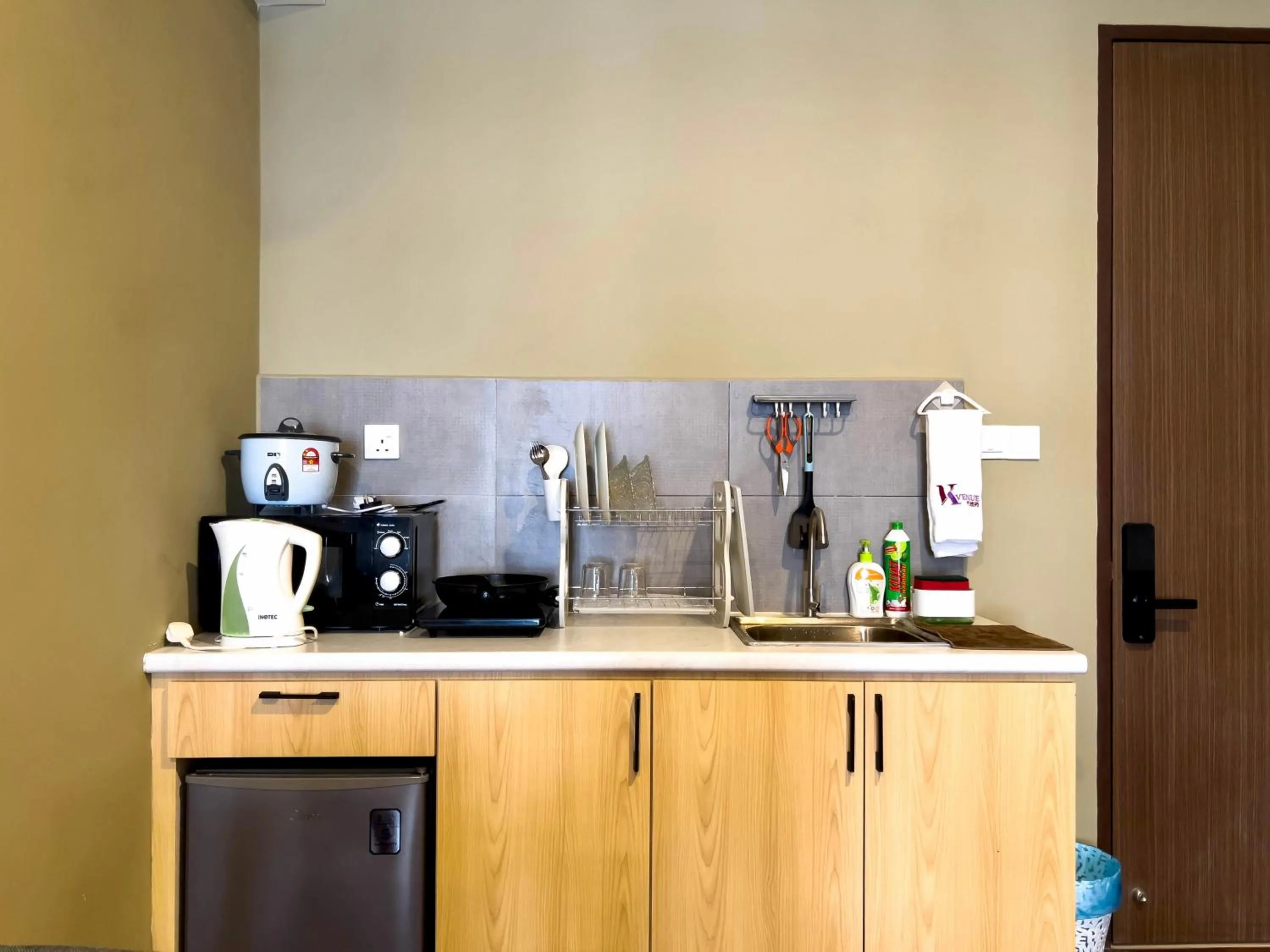 Hush Inn at K Avenue Kota Kinabalu